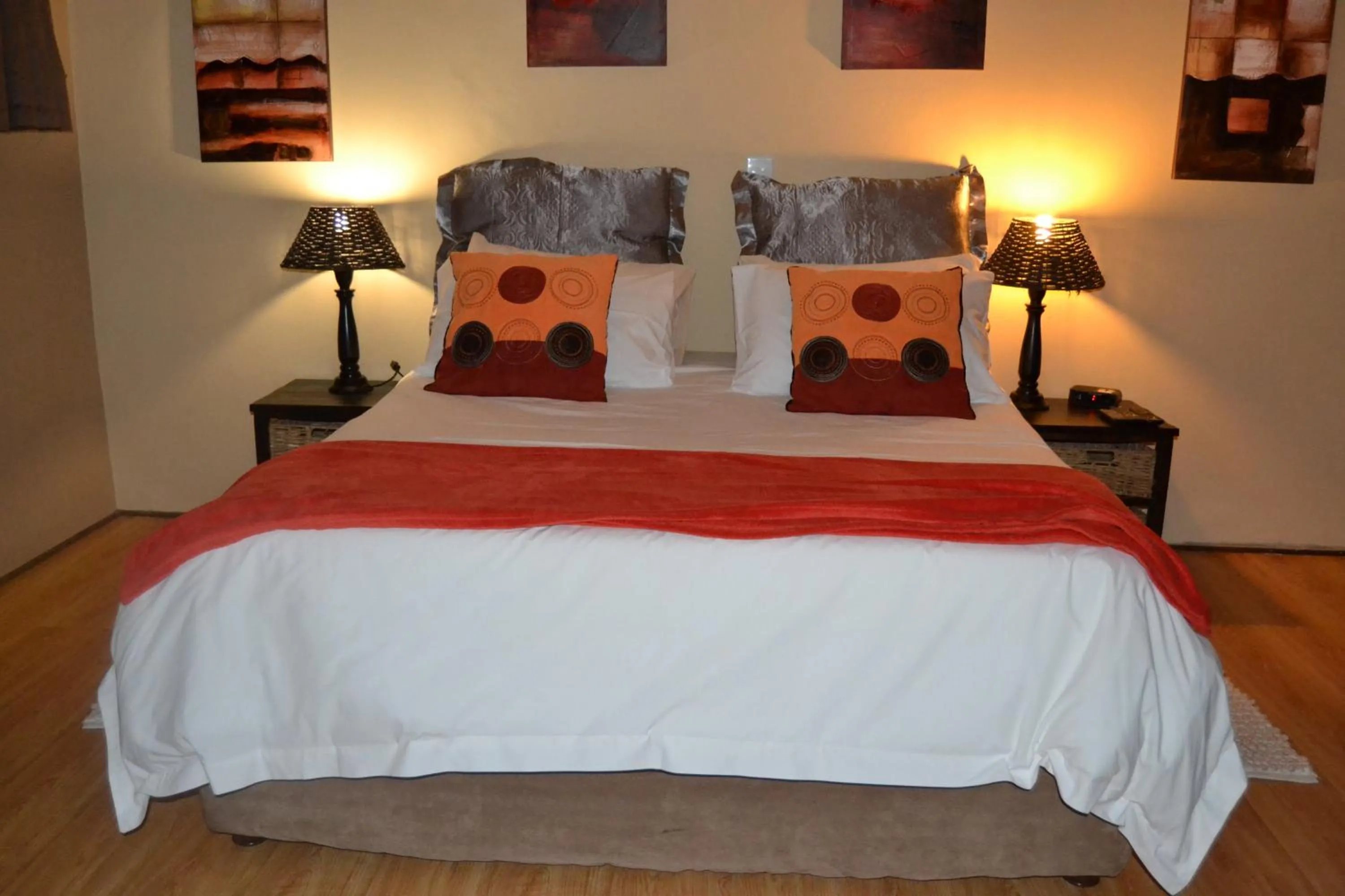 Bed in Dolphin View Guesthouse