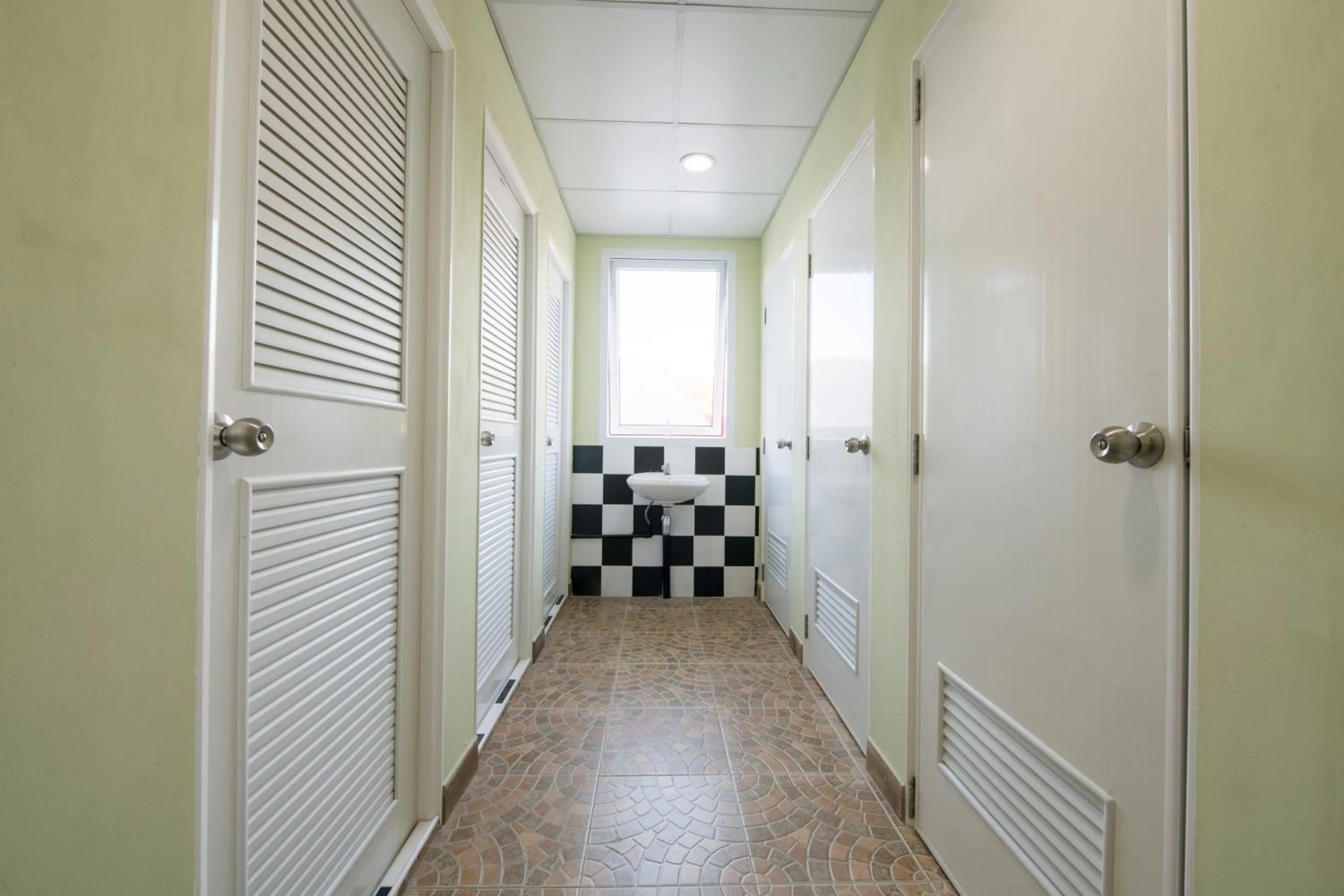 Bathroom in Sindy's Hostel