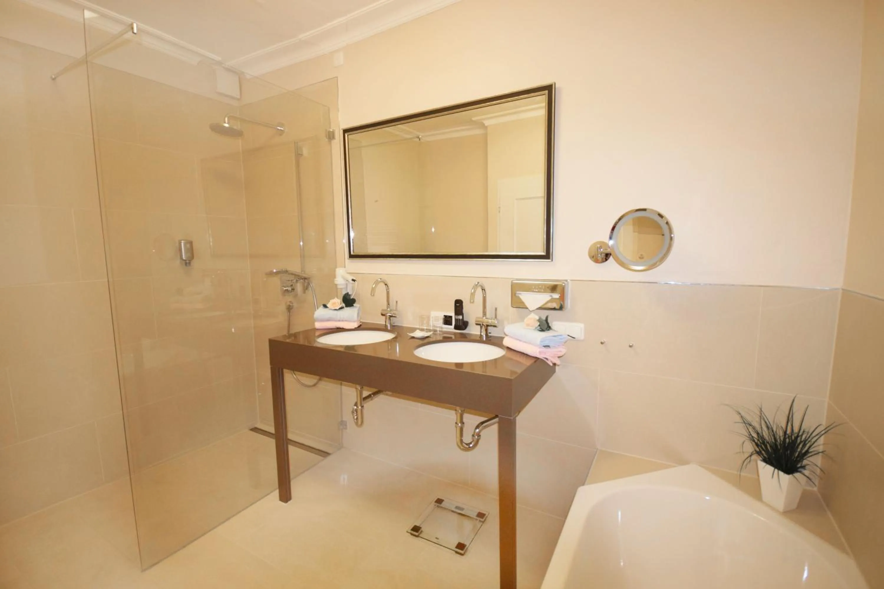 Shower in Appartement-Hotel Timmendorfer Strand