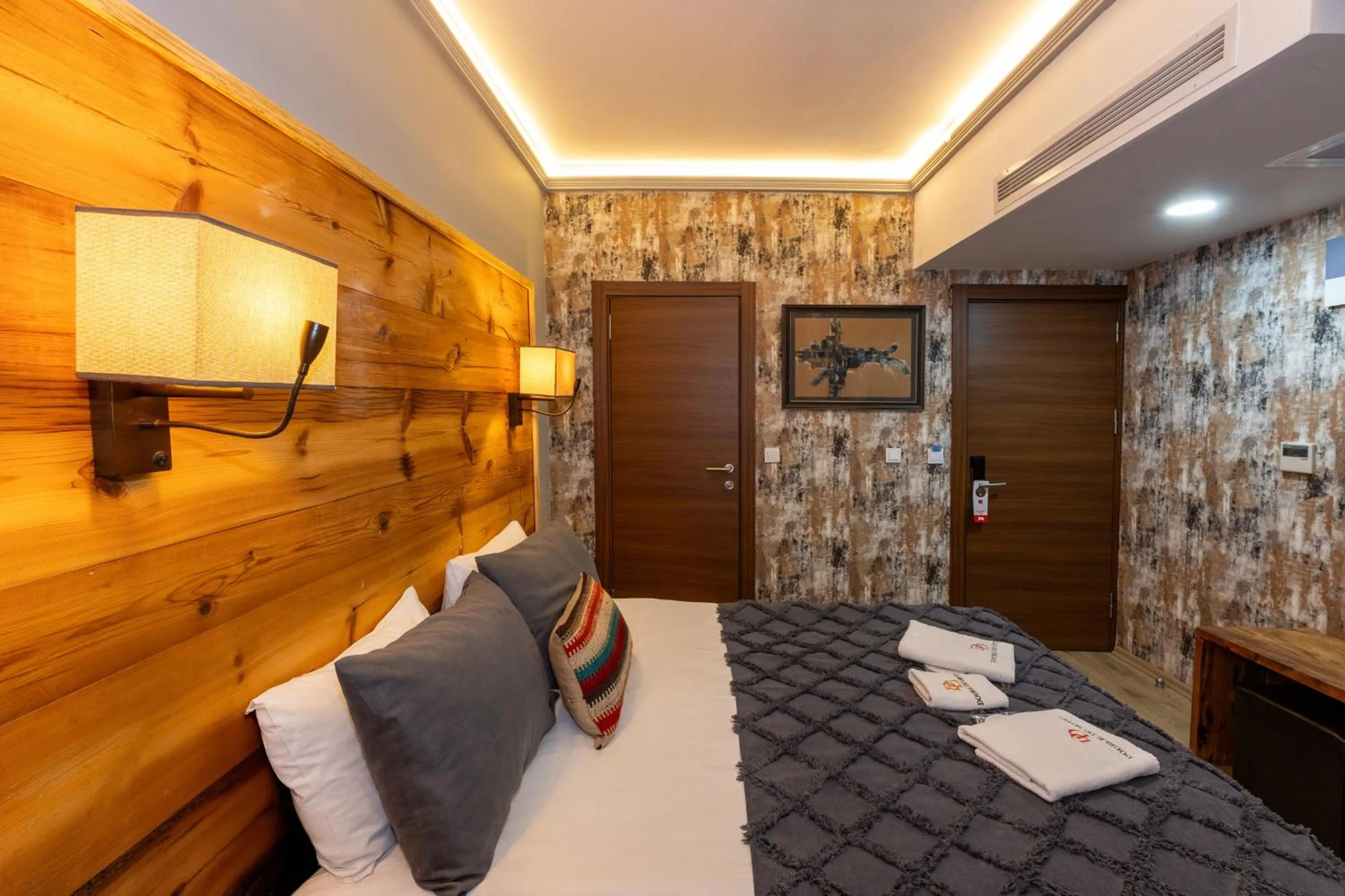 Photo of the whole room, Bed in Double DD Hotel