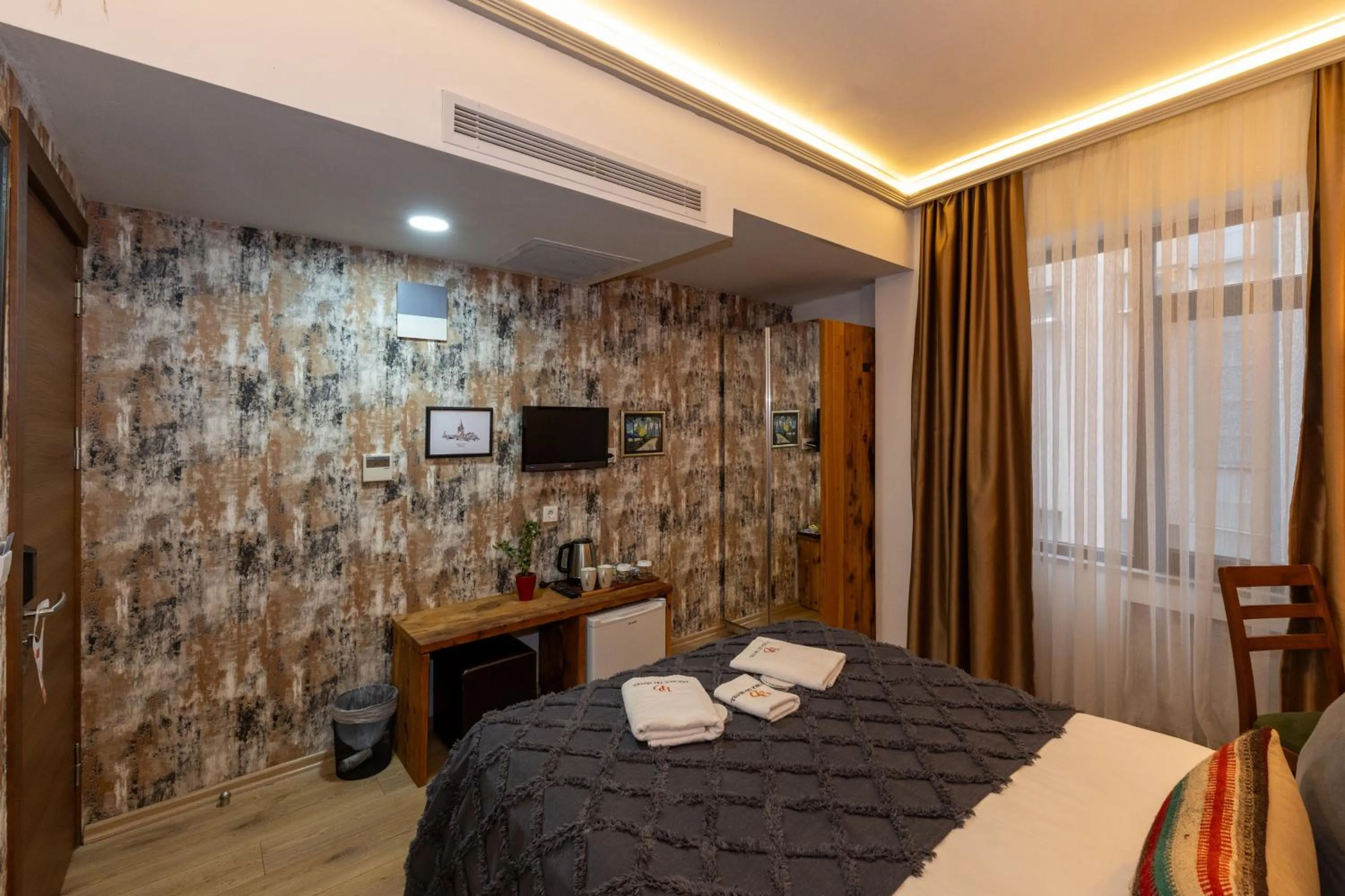 Bed in Double DD Hotel