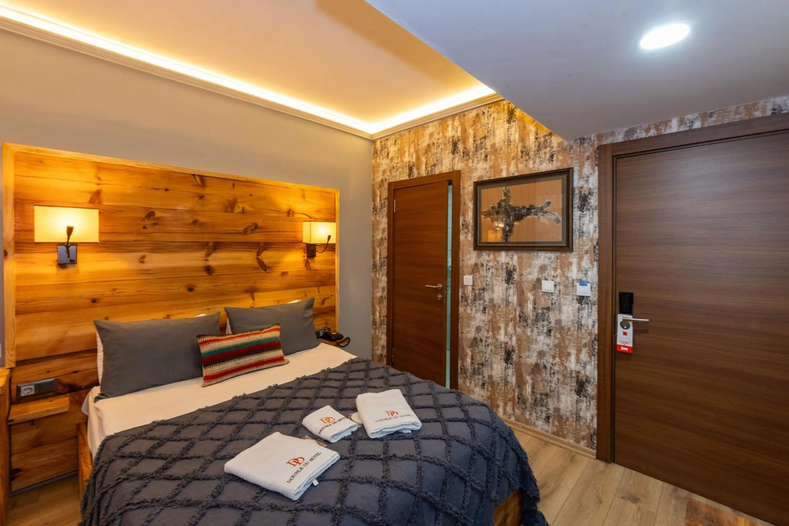 Photo of the whole room, Bed in Double DD Hotel