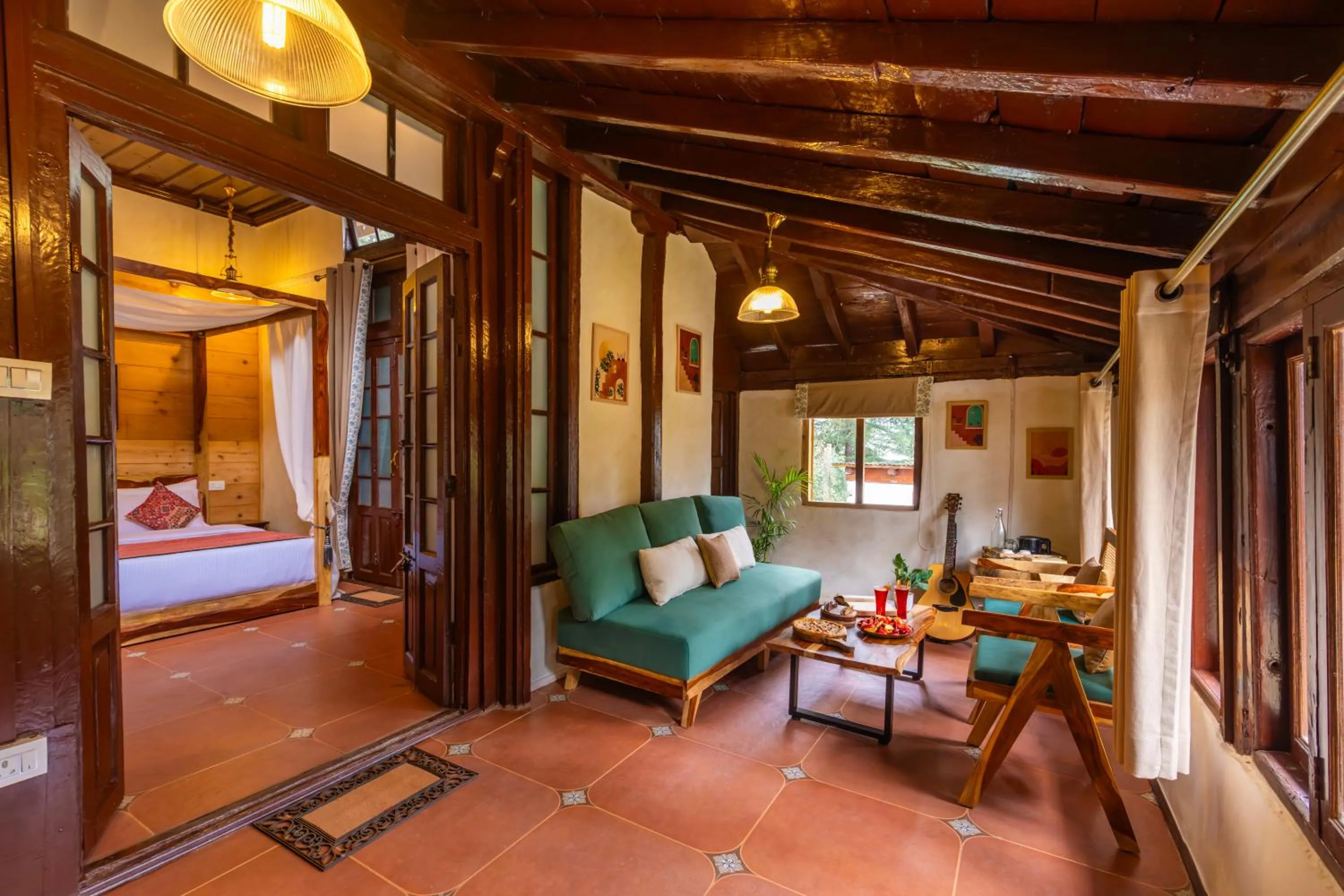 Living room, Bed in Himtrek Stays,Mcleodganj