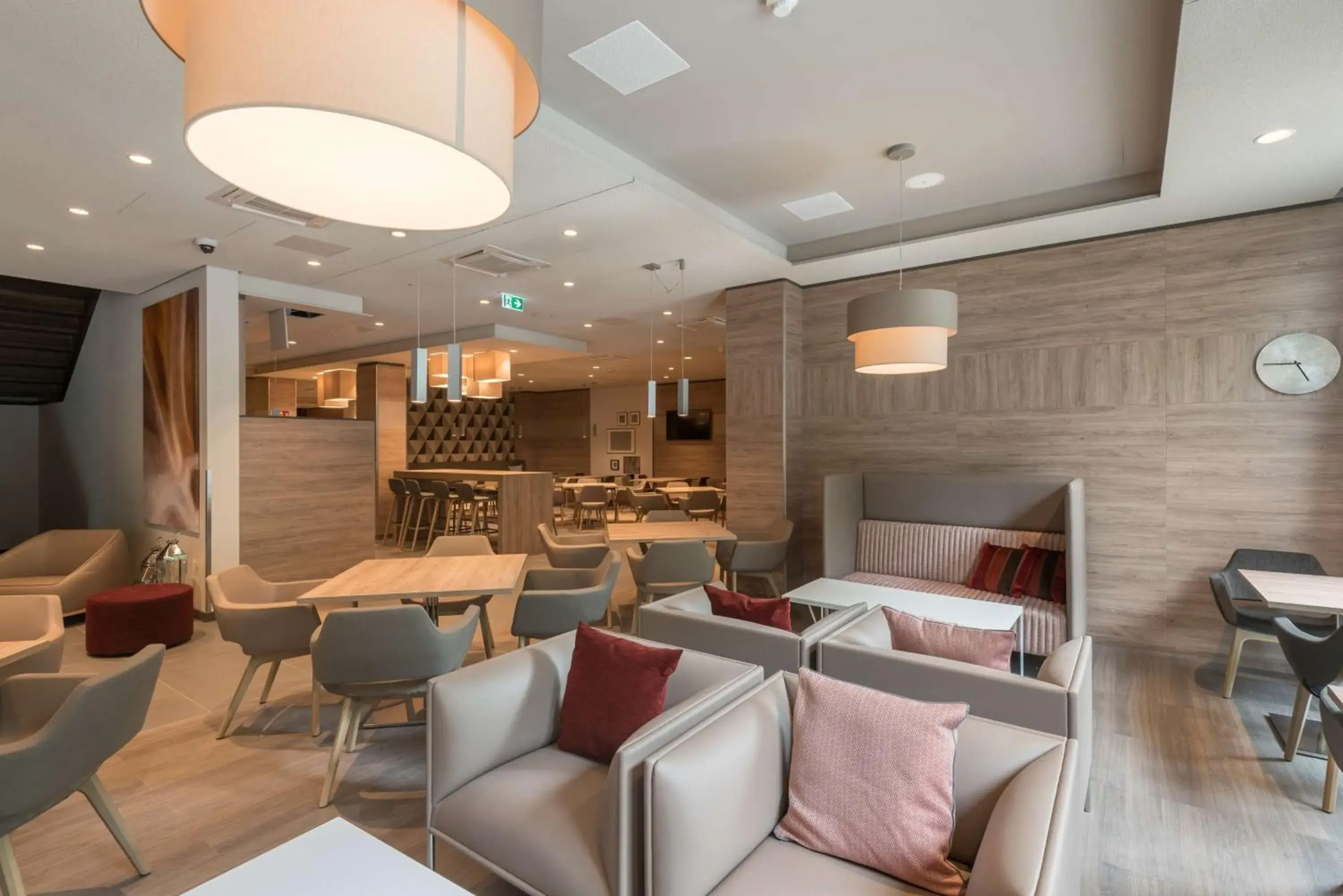 Restaurant/places to eat in Hampton By Hilton Frankfurt City Centre East Restaurant/places to eat in Hampton By Hilton Frankfurt City Centre East