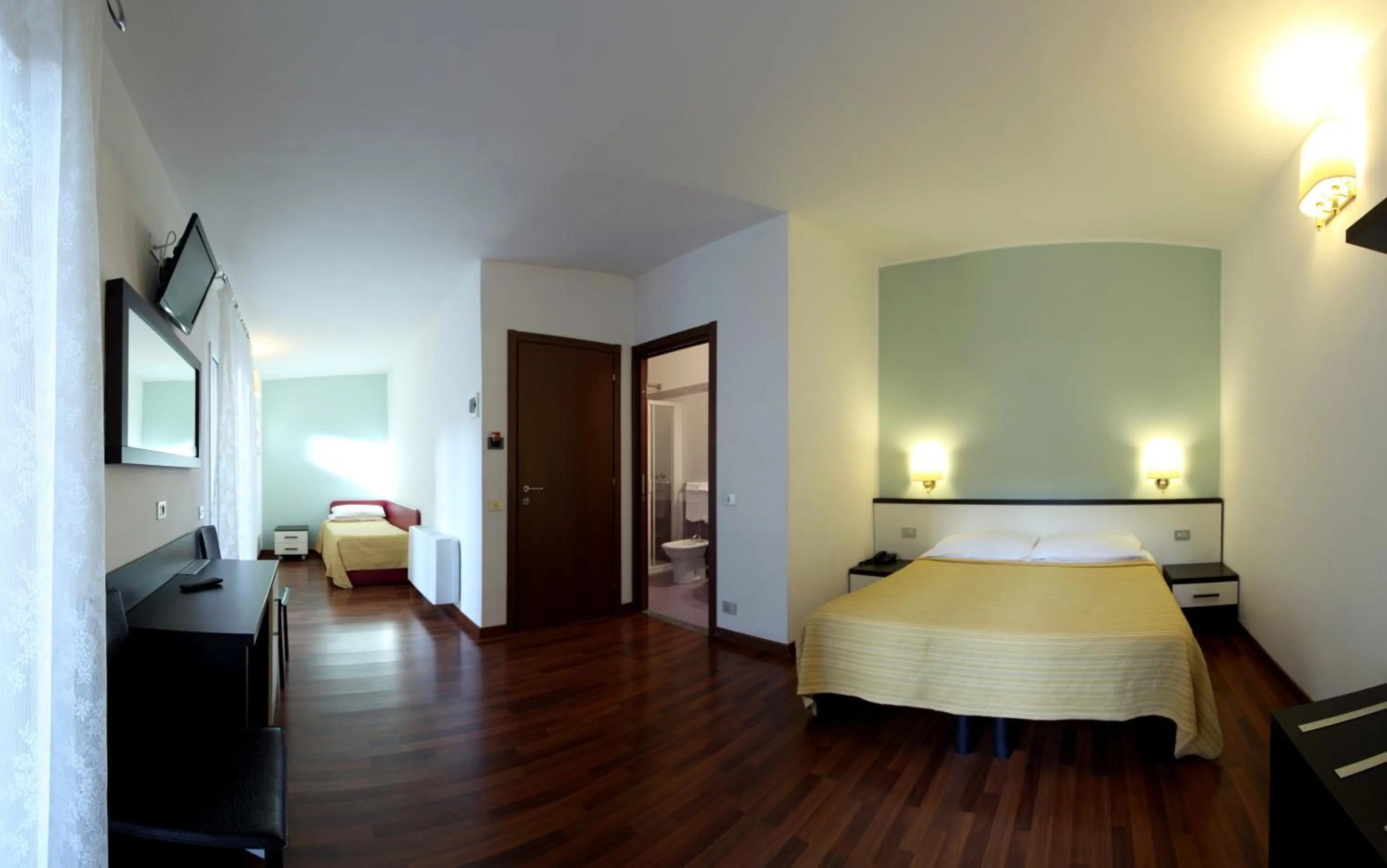 Bed in Lux Hotel Durante