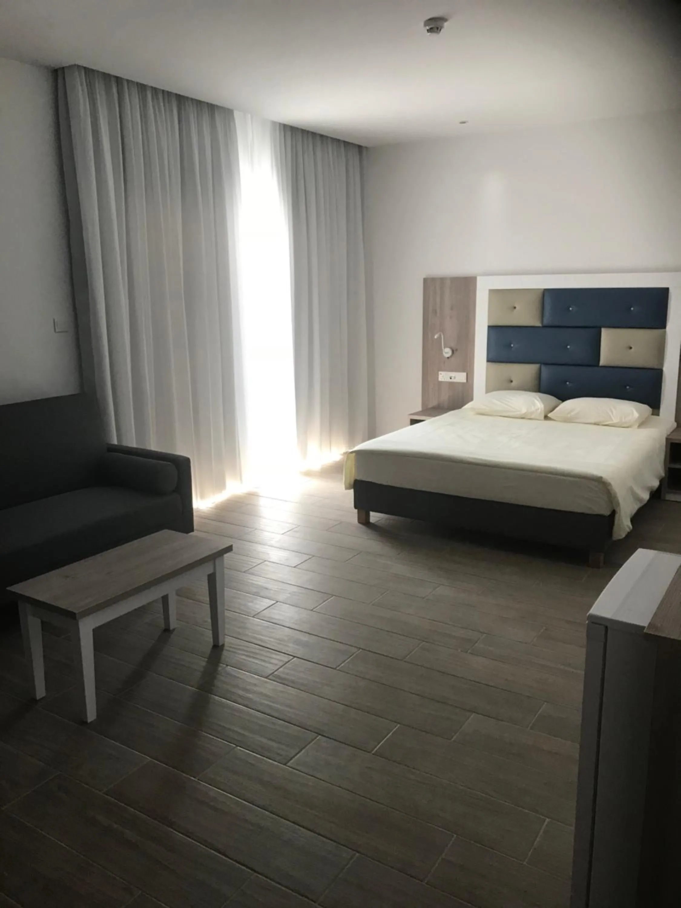 Stratovarius Nissi Rooms
