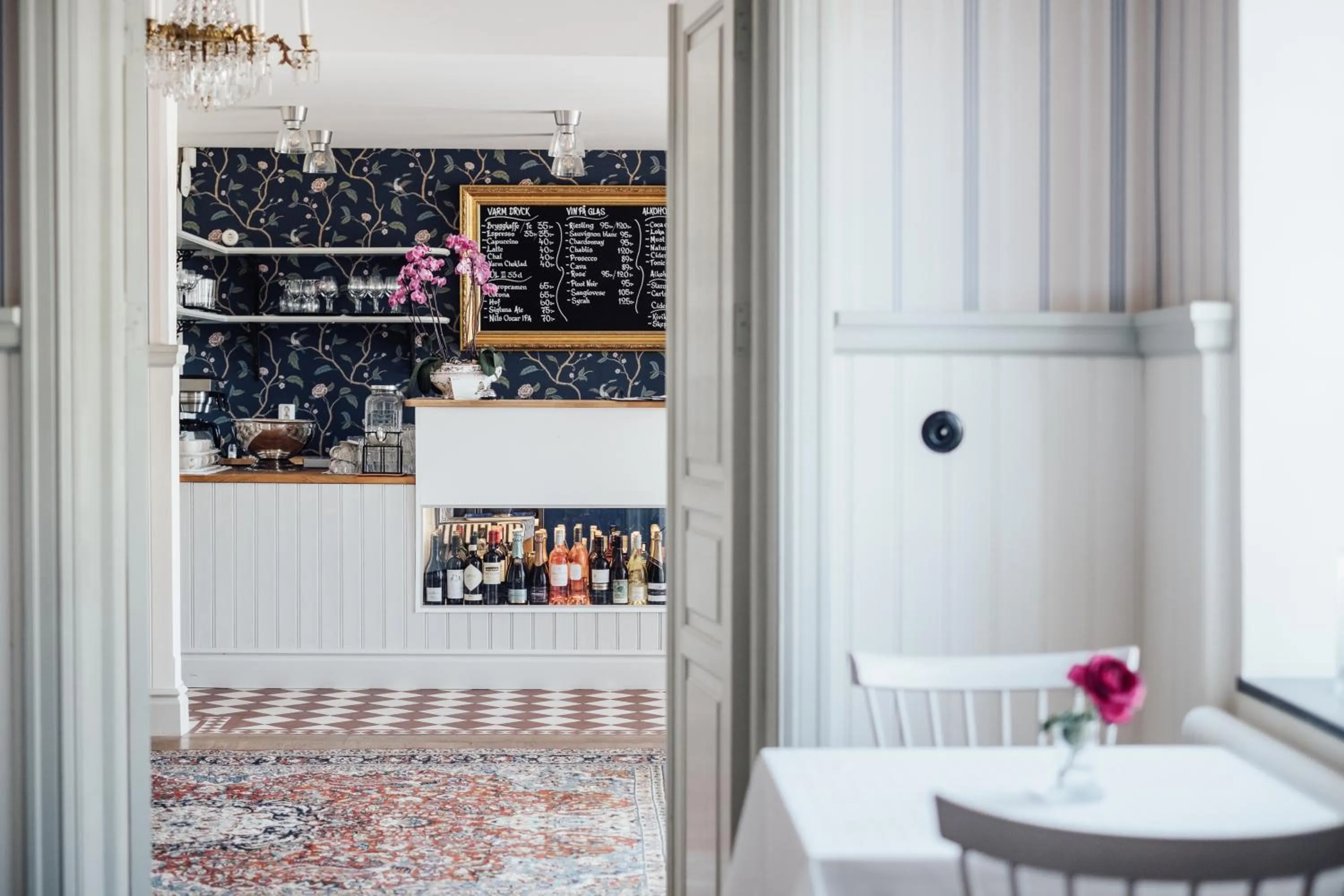 Restaurant/places to eat in Kivikstrand Badhotell