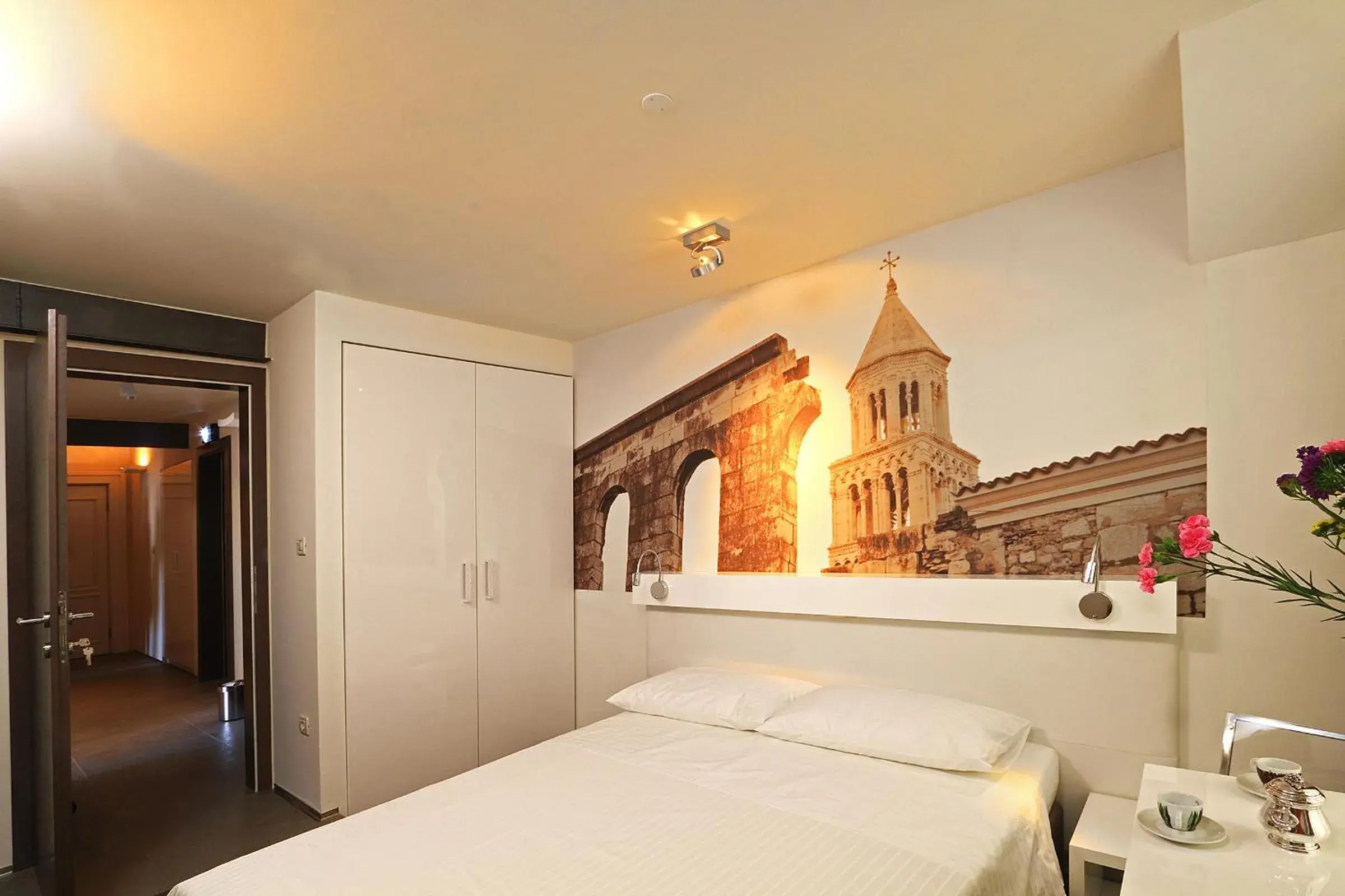Standard Double Room in La Porta Luxury Rooms Standard Double Room in La Porta Luxury Rooms