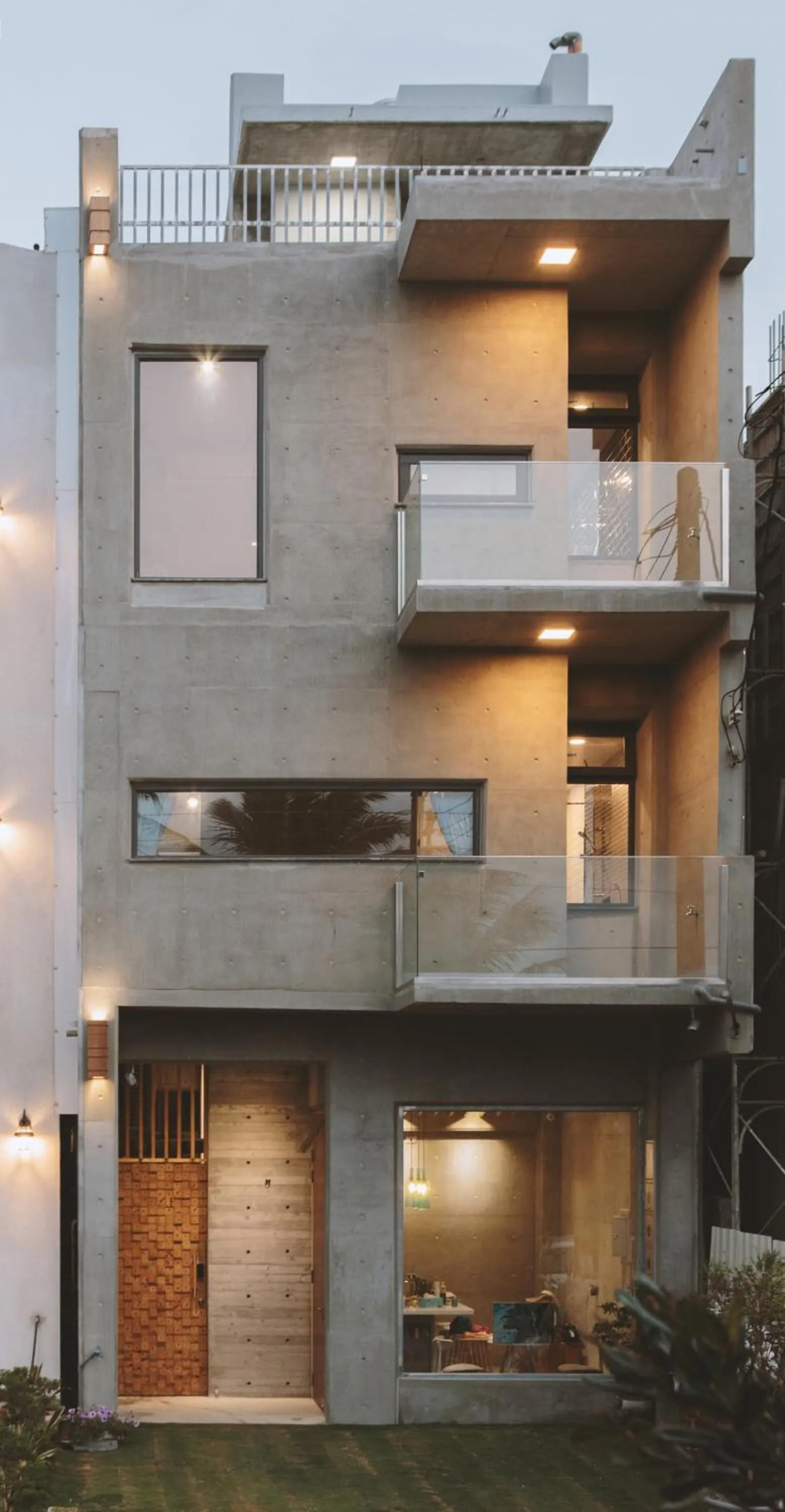 Property building in 墾丁 住在Zhuzai