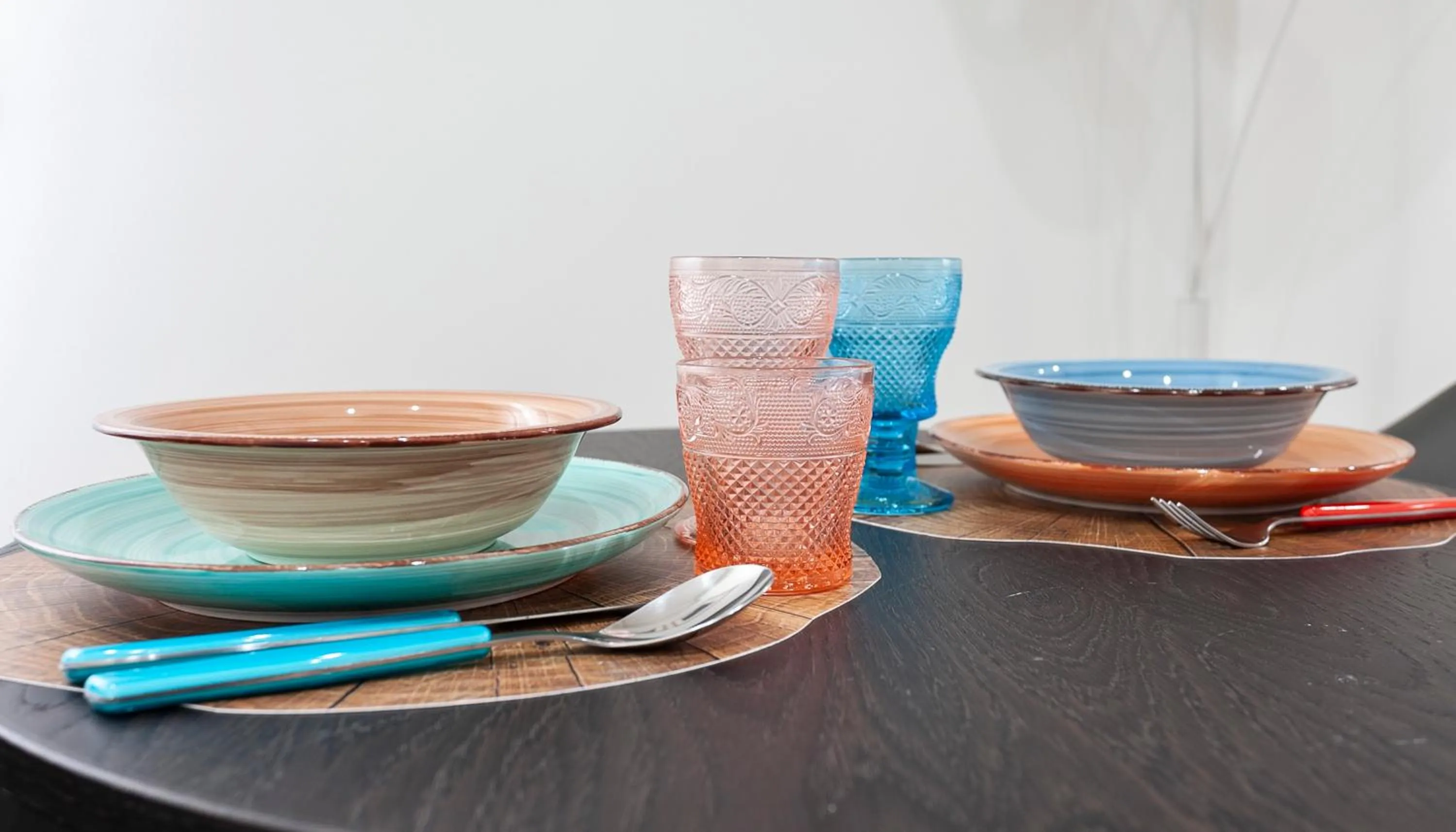 Dining area in Italianway-Segrino