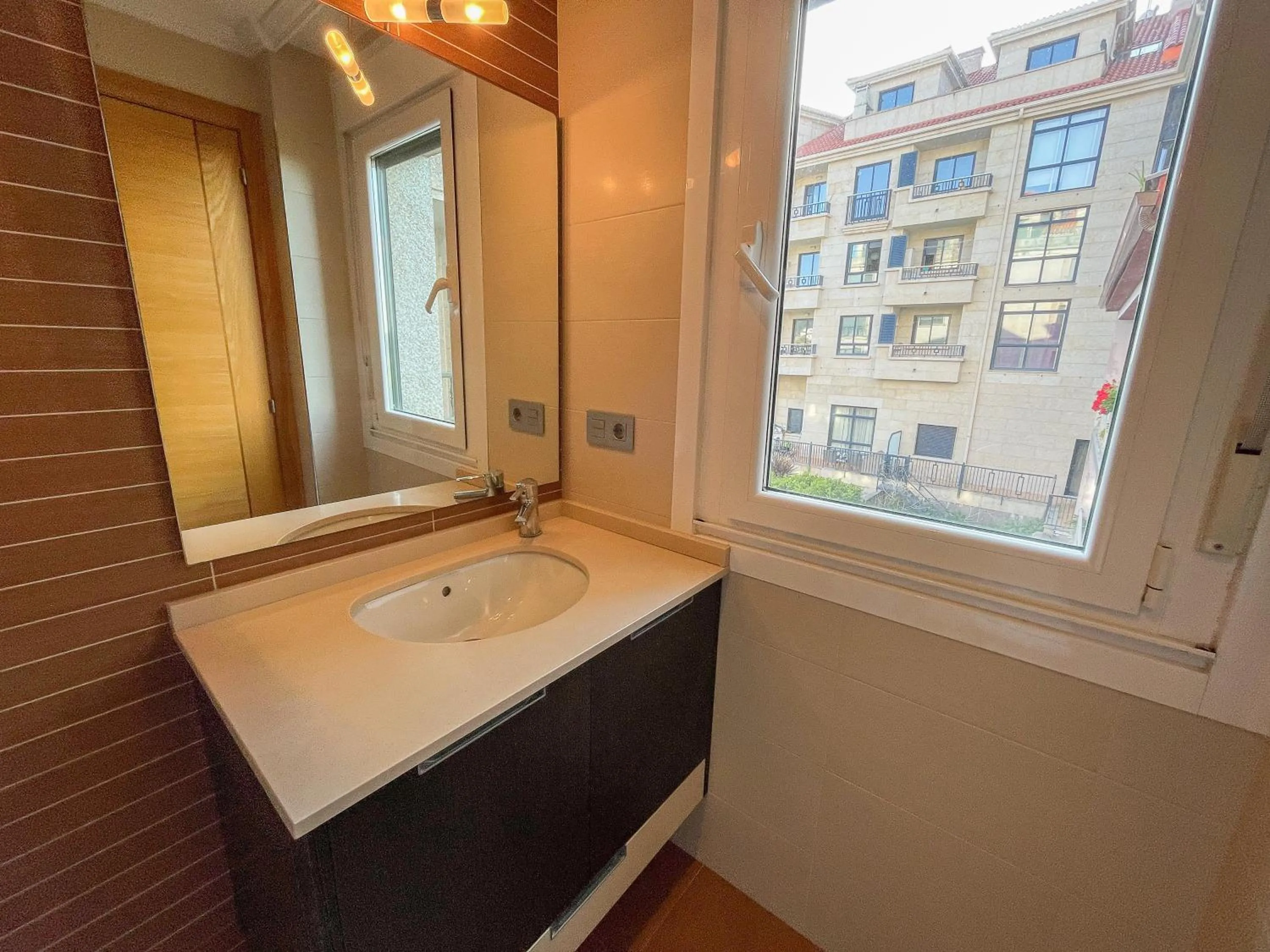 Bathroom in Apartamentos Revolta Sanxenxo 3000