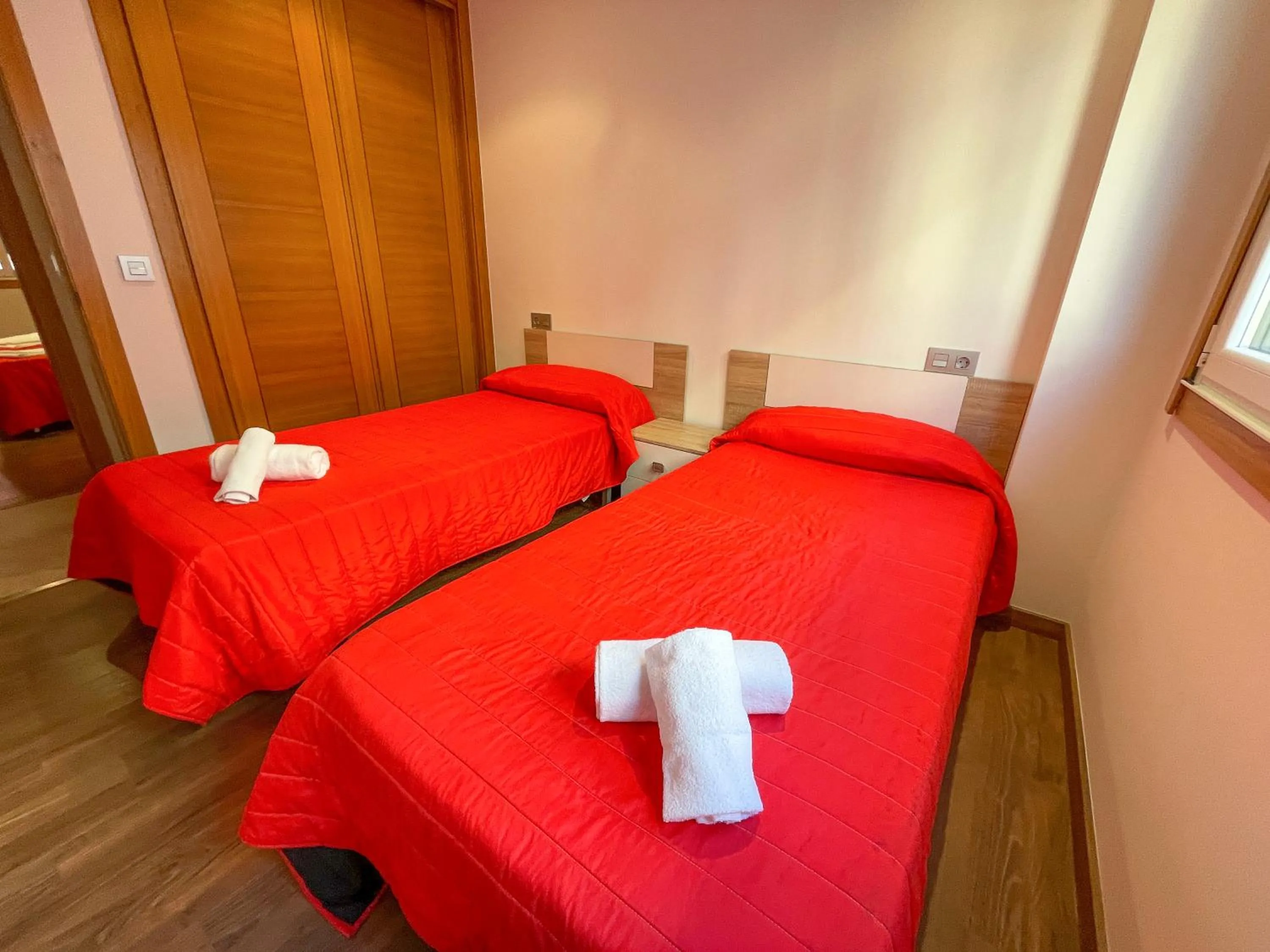 Bed in Apartamentos Revolta Sanxenxo 3000