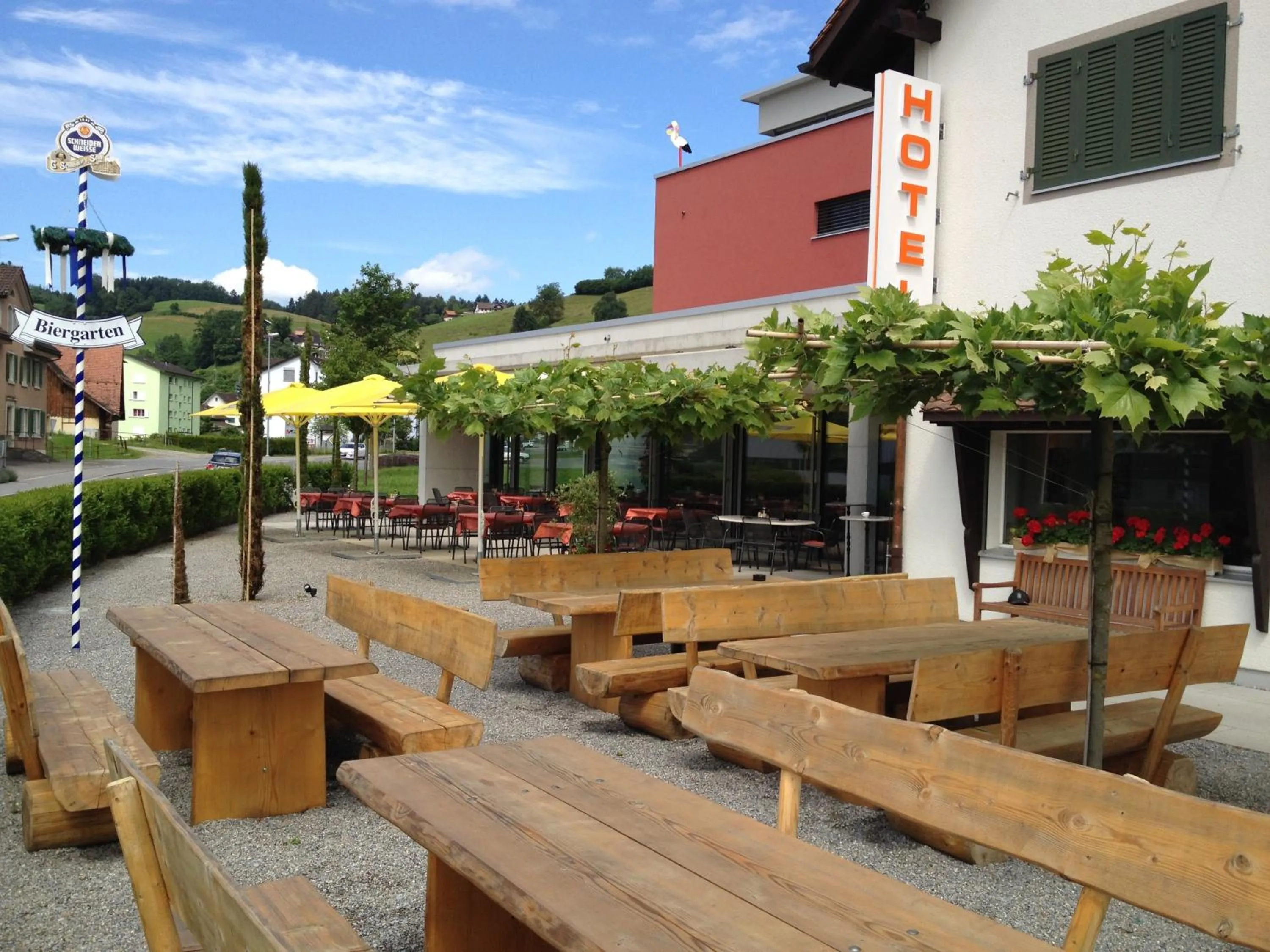 Restaurant/places to eat in Hotel Schützenhaus
