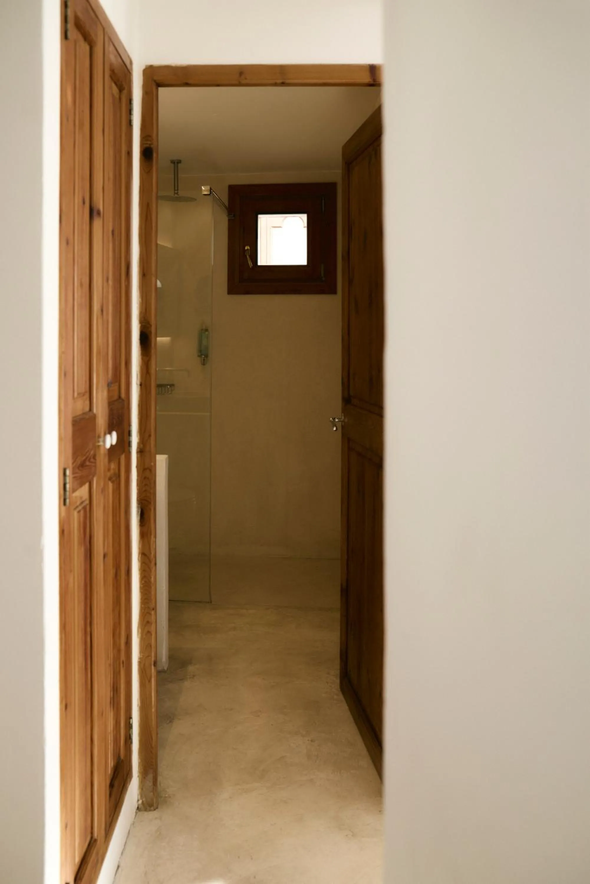 Shower in Hotel Forn Nou