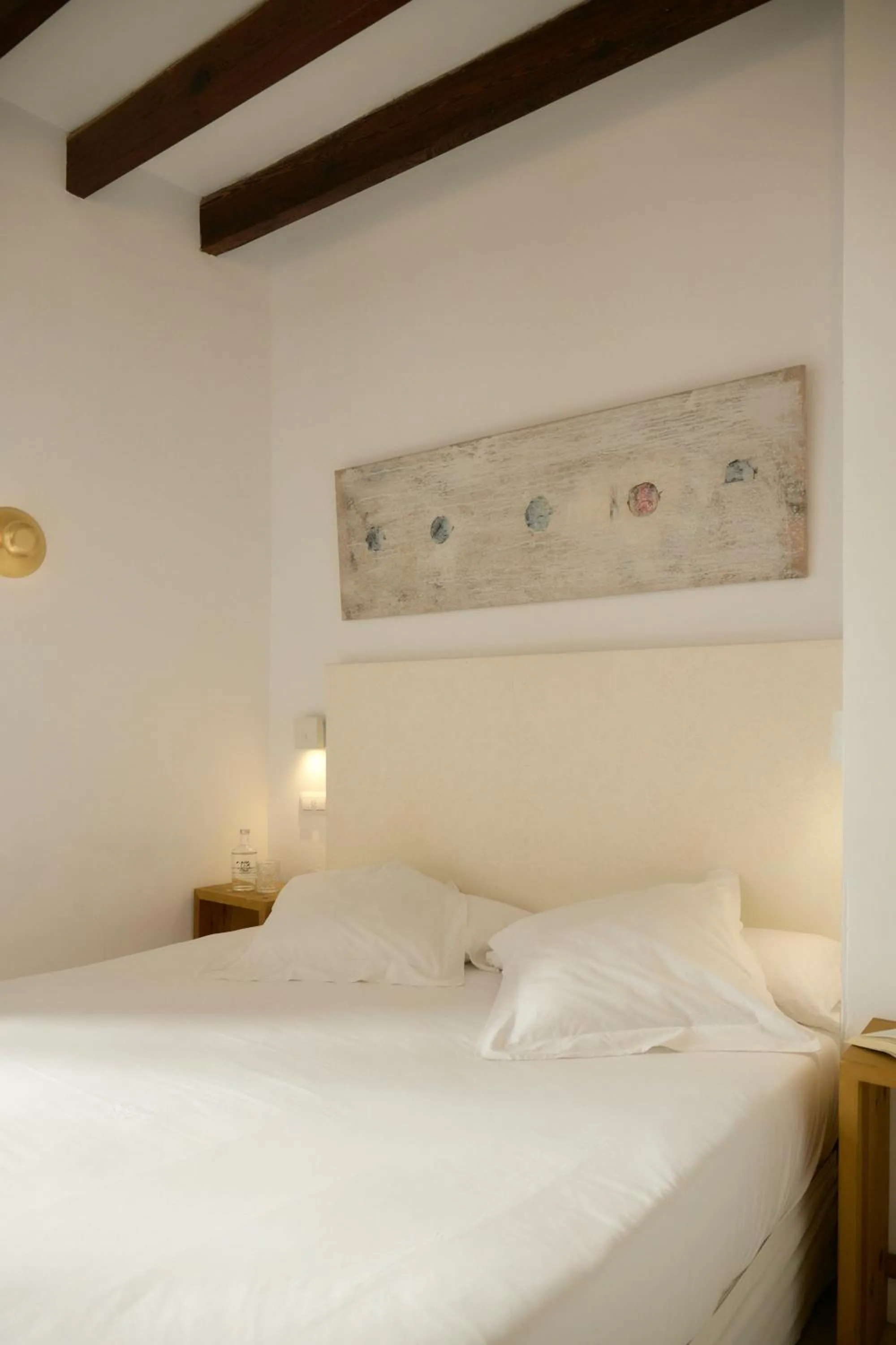 Bed in Hotel Forn Nou