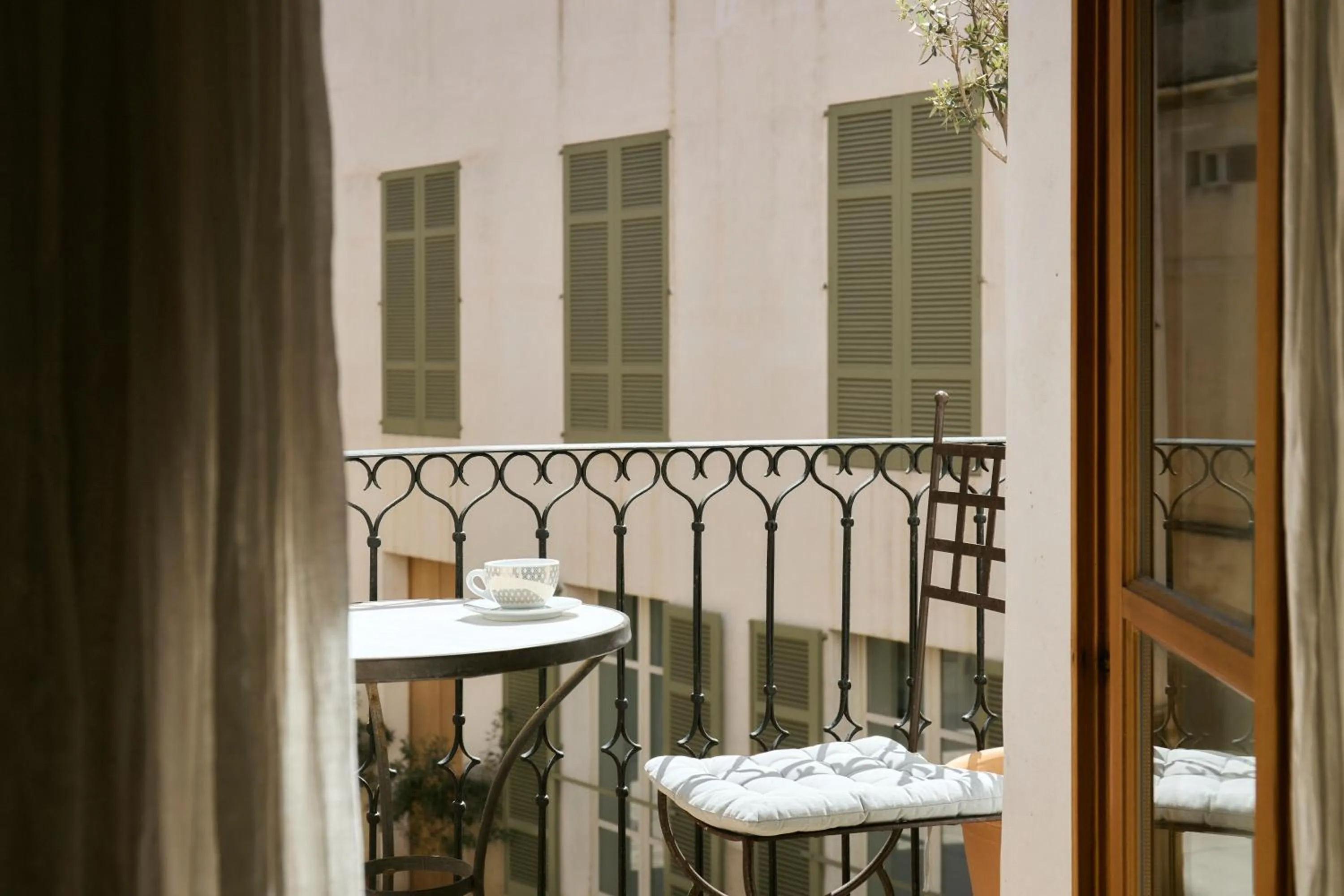 Day in Hotel Forn Nou