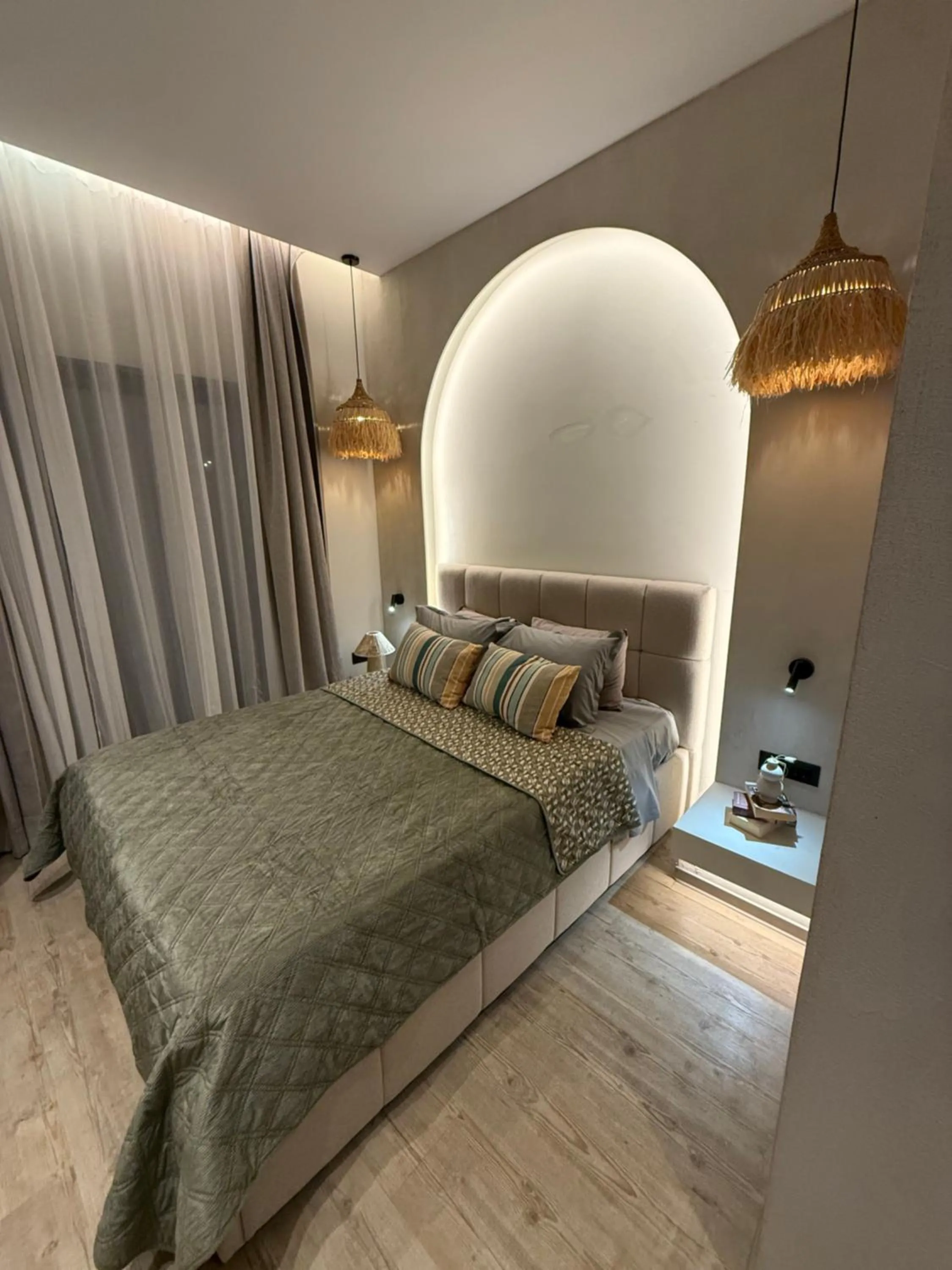 Erasmia Beachside Suites