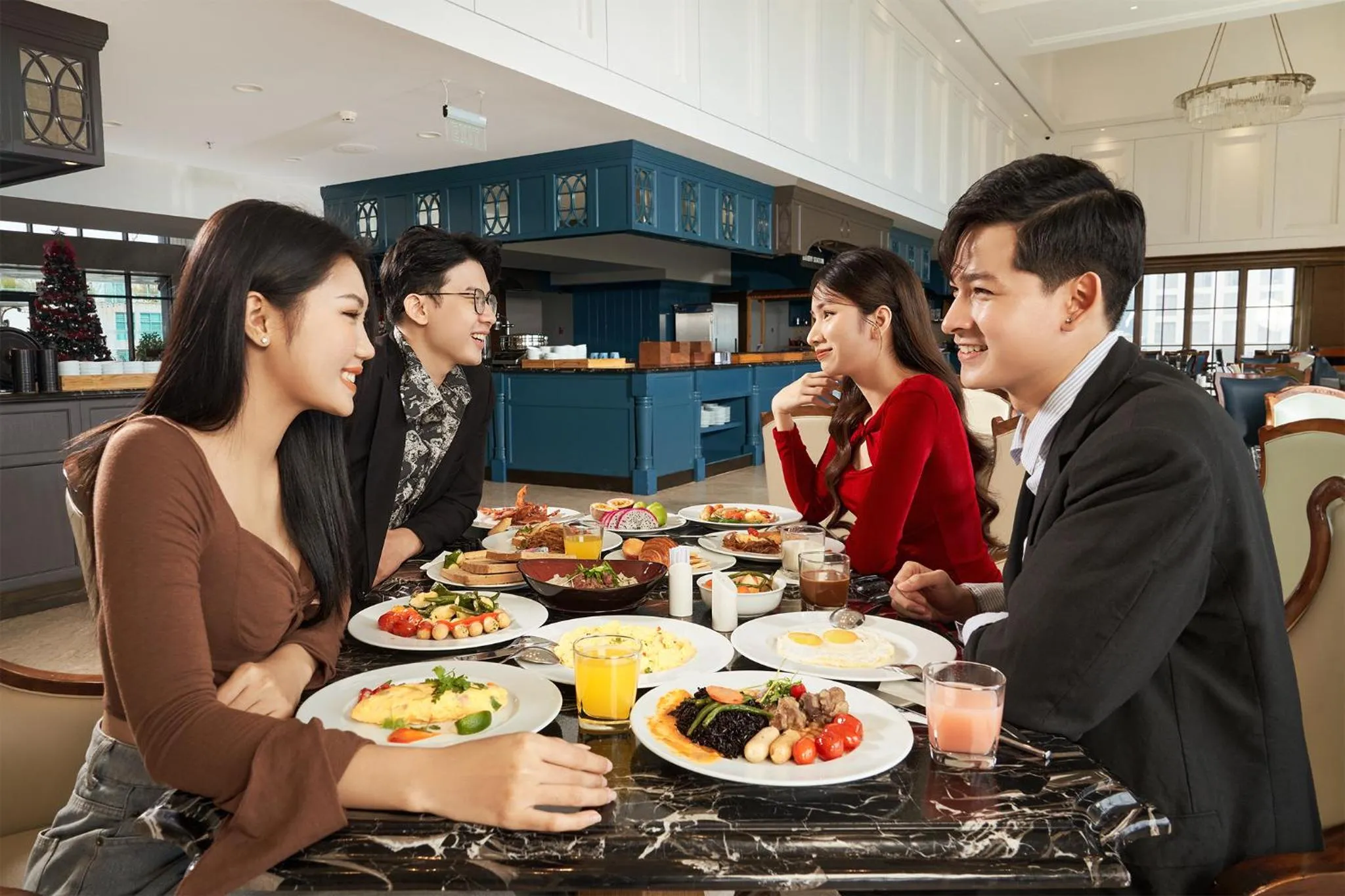 Restaurant/places to eat in Four Points by Sheraton Danang