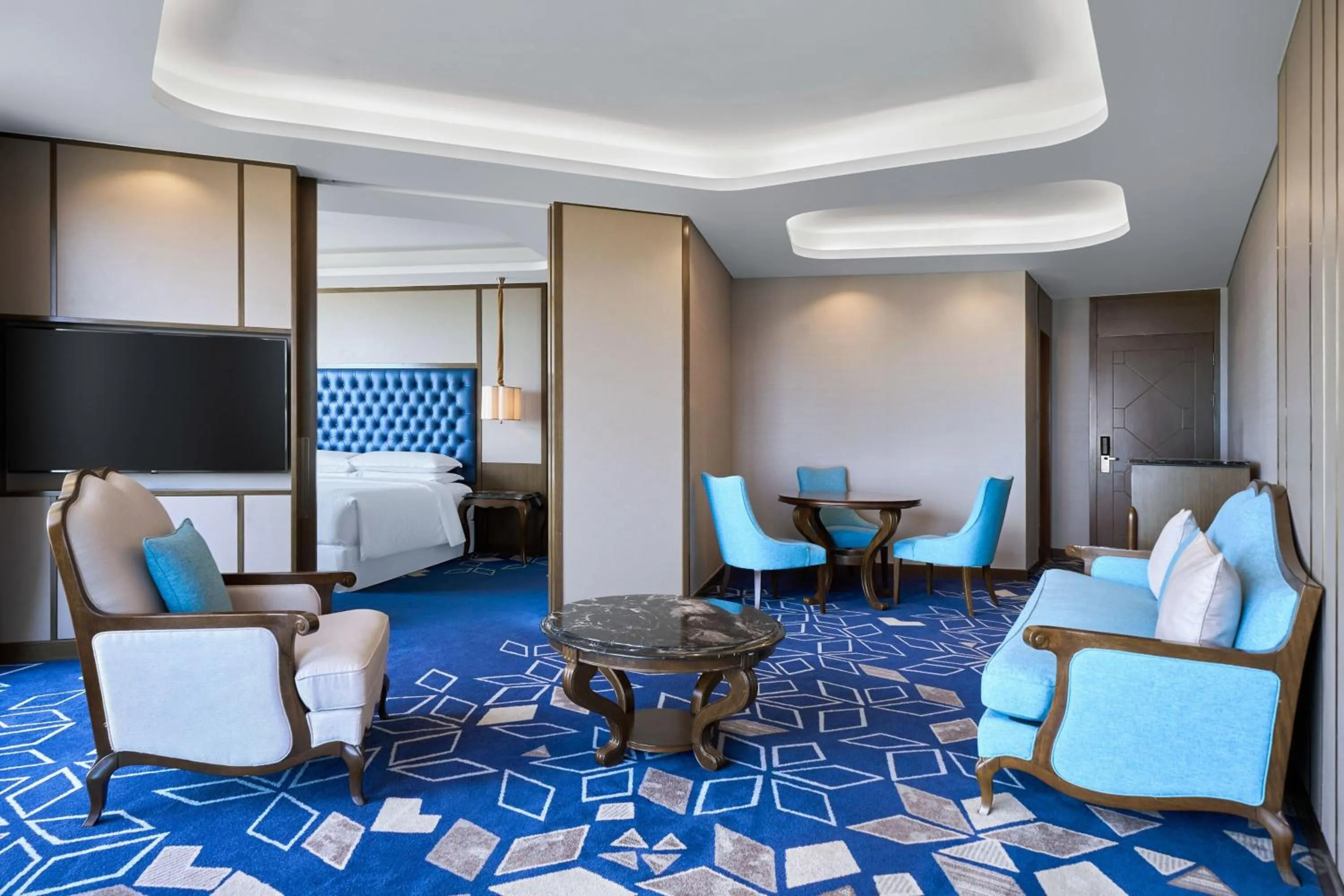 Living room in Four Points by Sheraton Danang