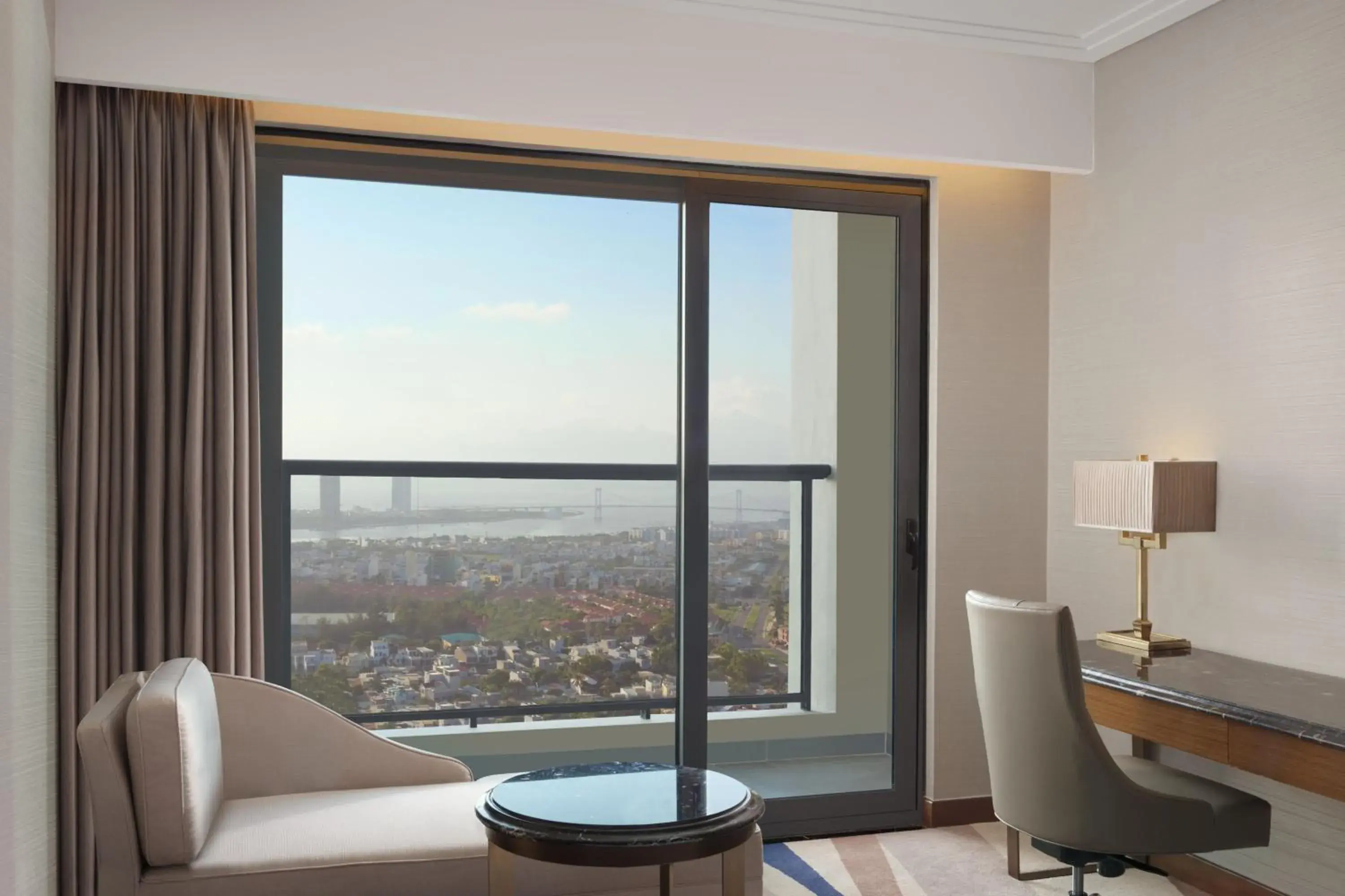 Premium Twin, Guest room, 2 Twin/Single Beds, City View, High Floor, Balcony in Four Points by Sheraton Danang Premium Twin, Guest room, 2 Twin/Single Beds, City View, High Floor, Balcony in Four Points by Sheraton Danang