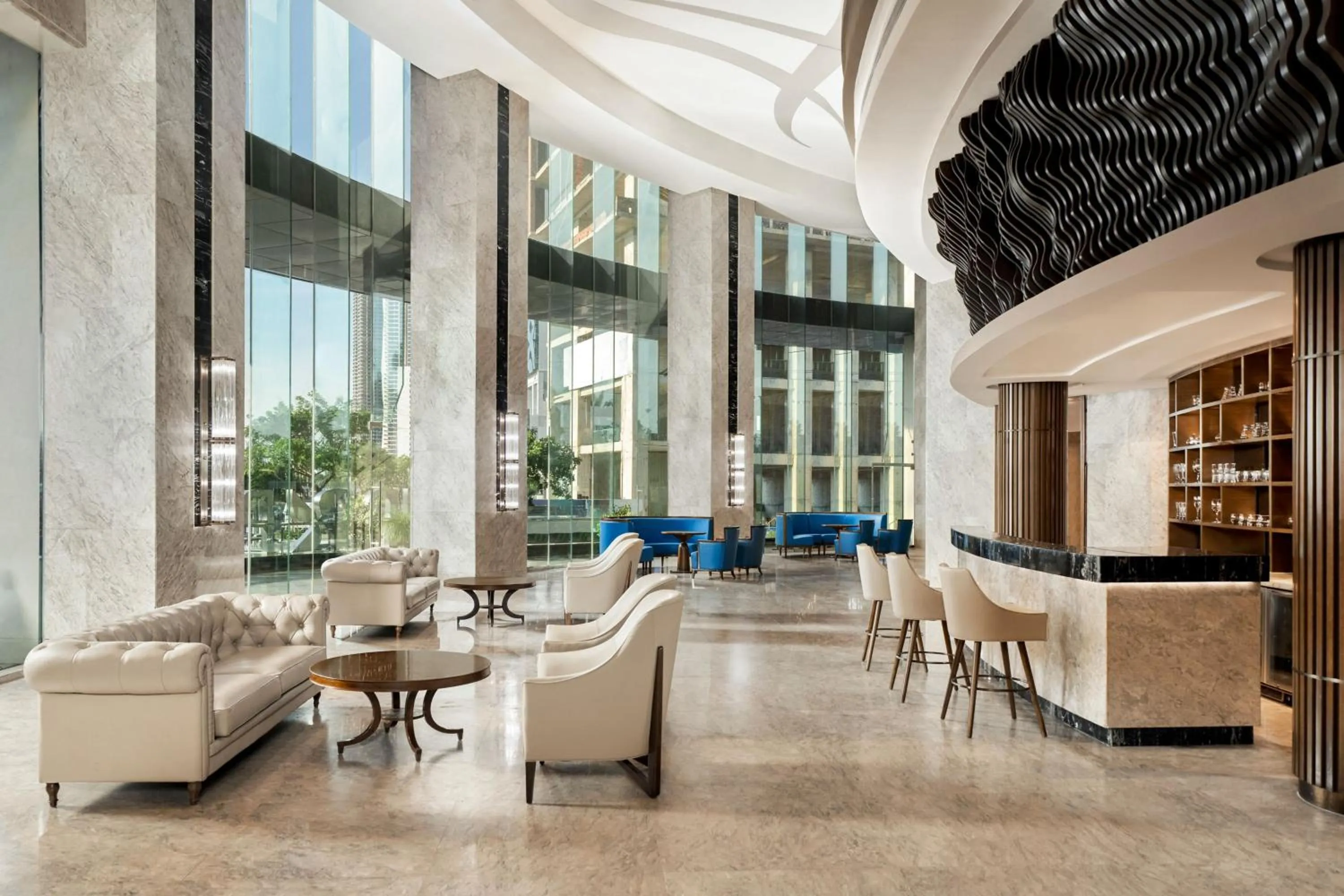 Lobby or reception in Four Points by Sheraton Danang