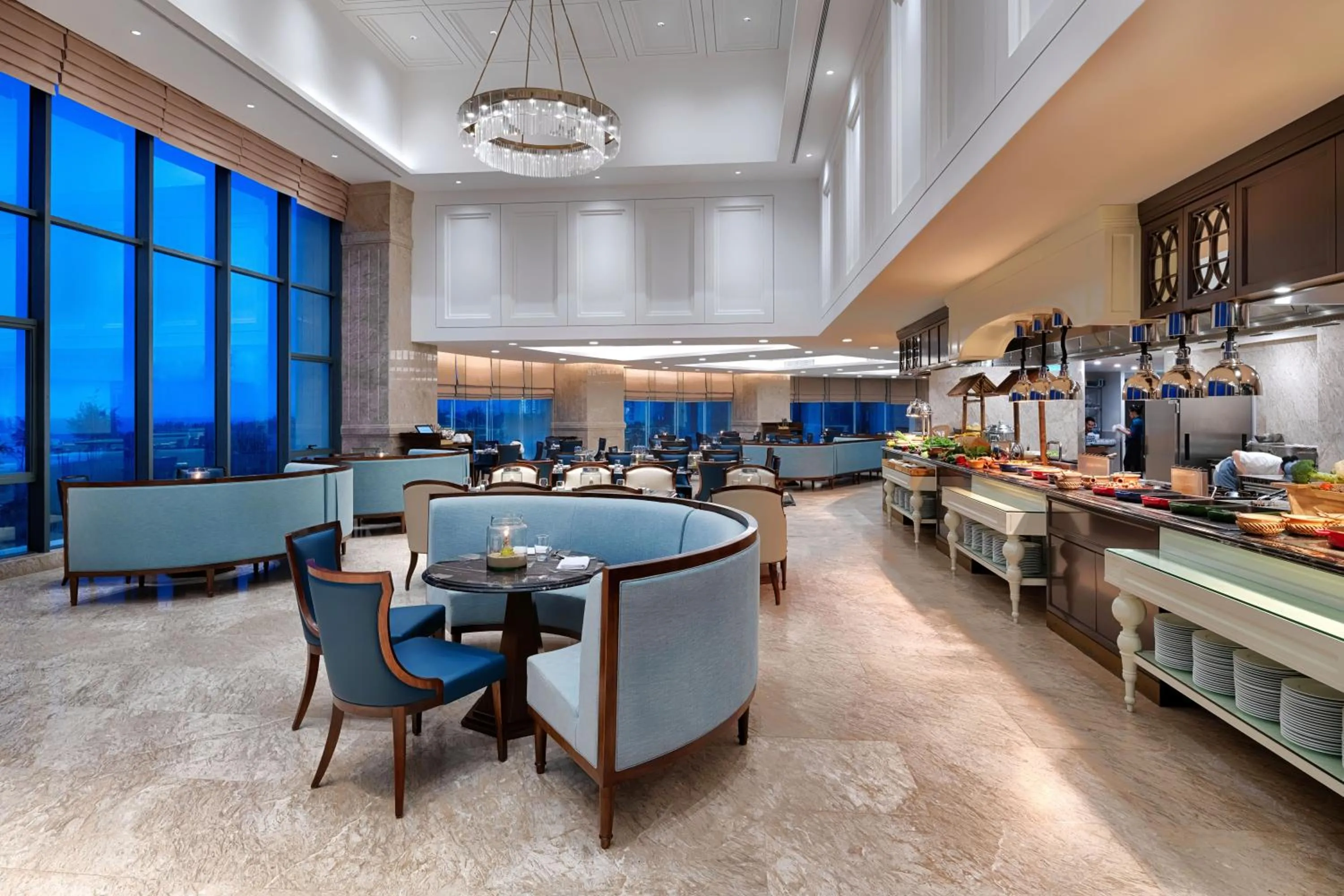 Restaurant/places to eat in Four Points by Sheraton Danang