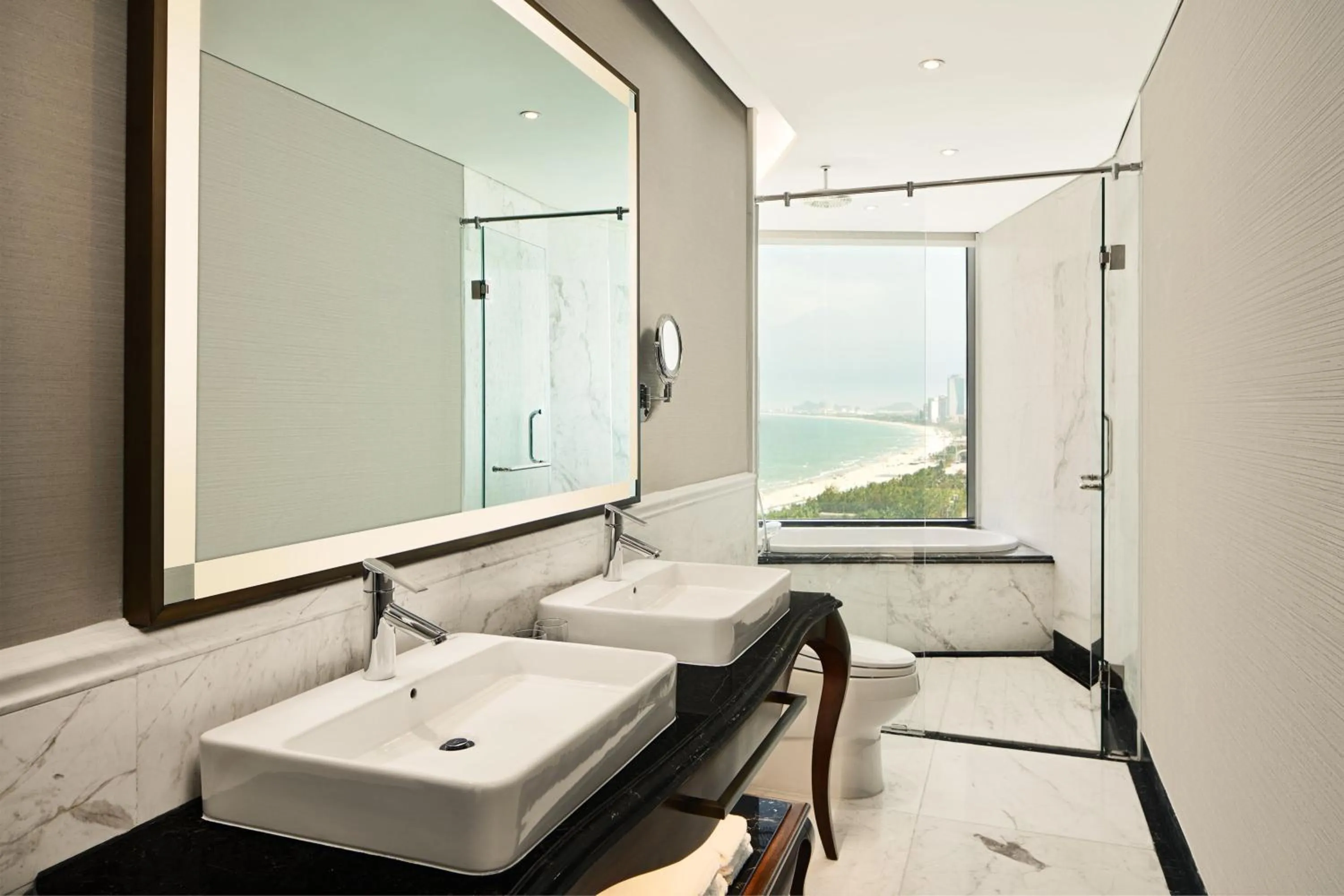 Bathroom in Four Points by Sheraton Danang