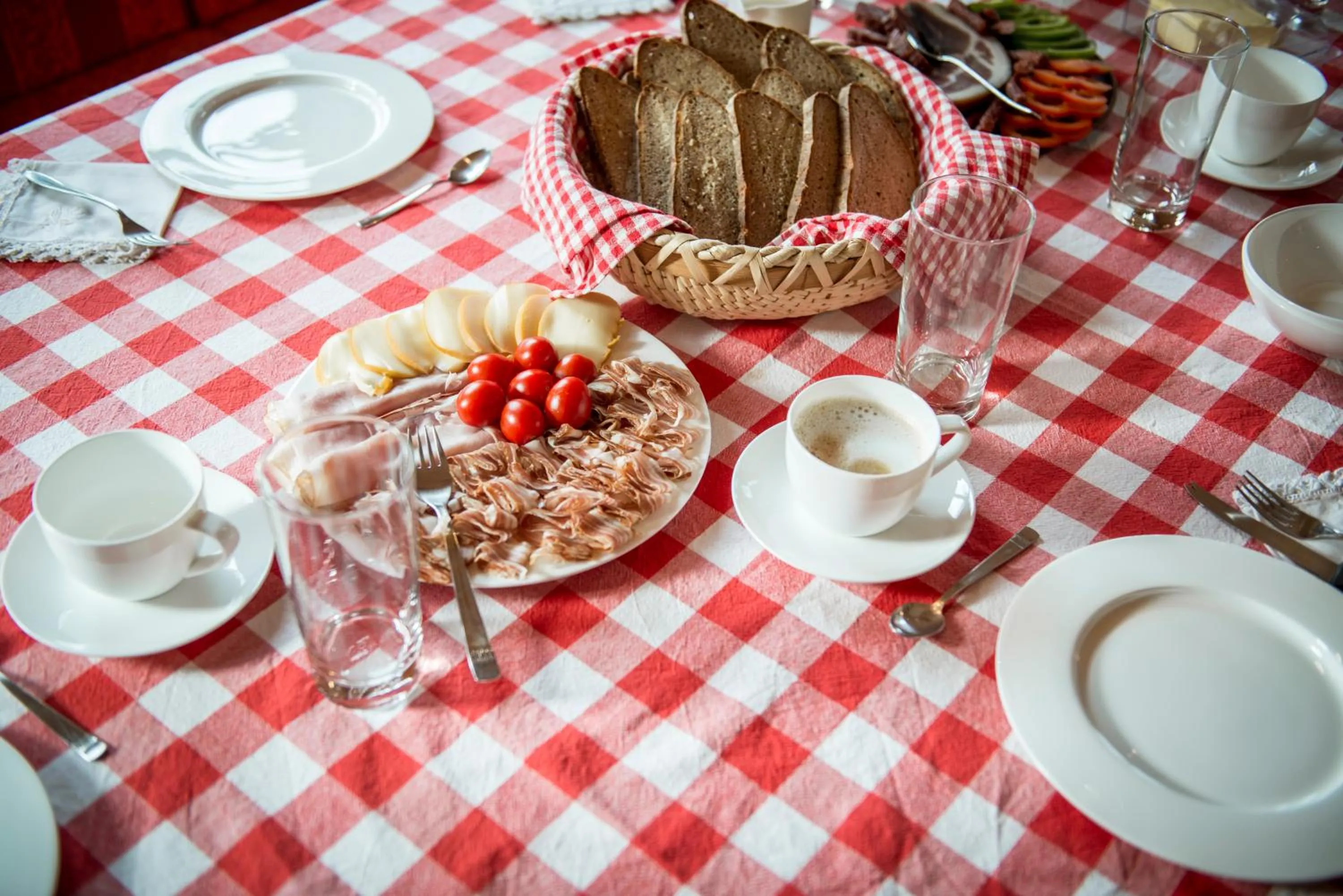 Food and drinks in Bergchalet Kuhgraben