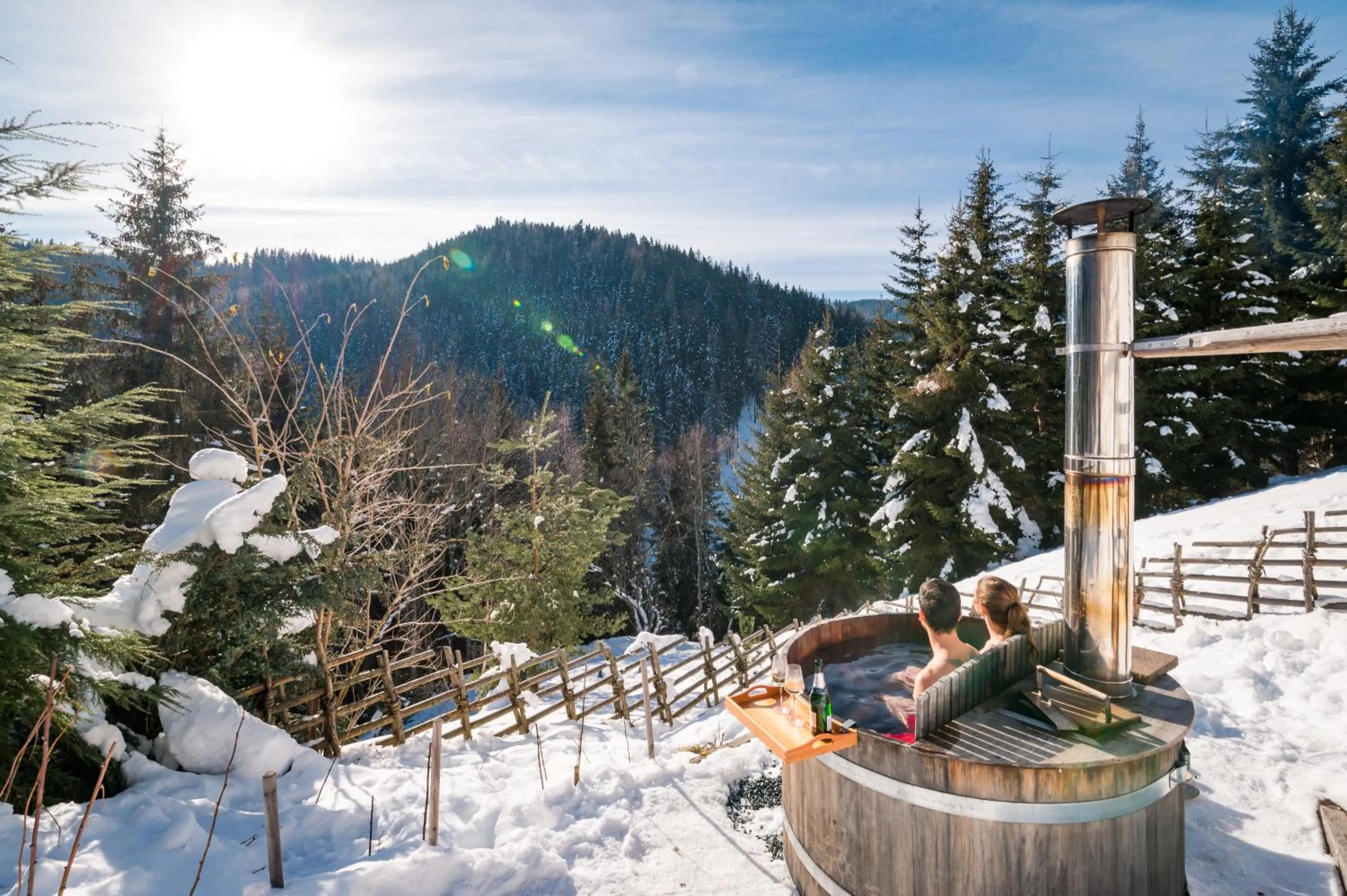 Open Air Bath in Bergchalet Kuhgraben
