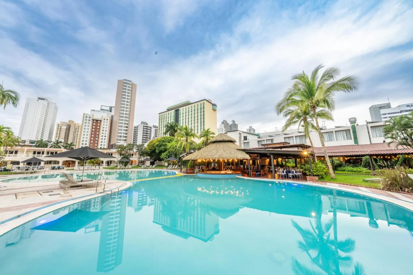 Swimming pool in Hotel El Panama by Faranda Grand, a member of Radisson Individuals