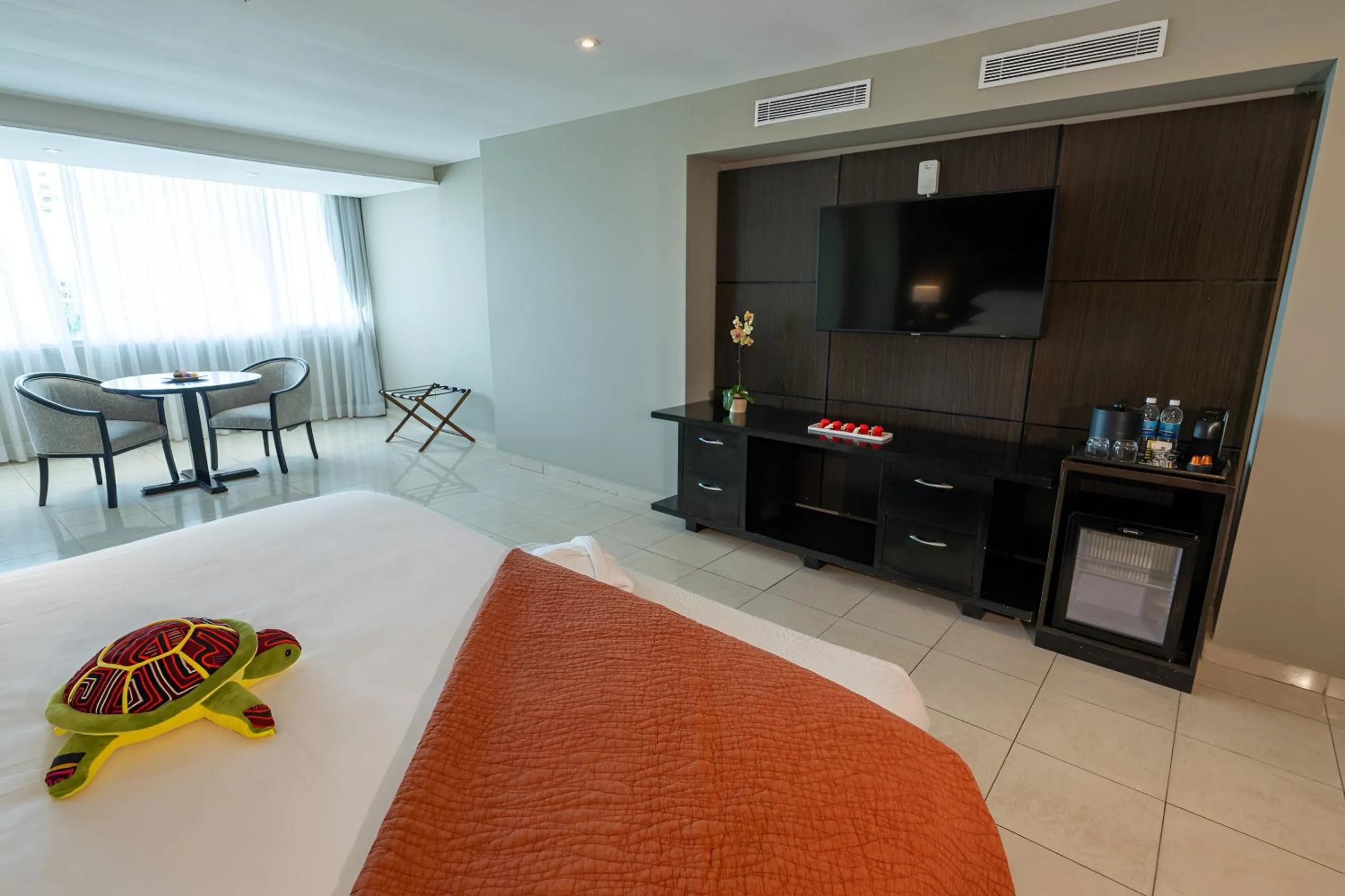TV and multimedia, Bed in Hotel El Panama by Faranda Grand, a member of Radisson Individuals