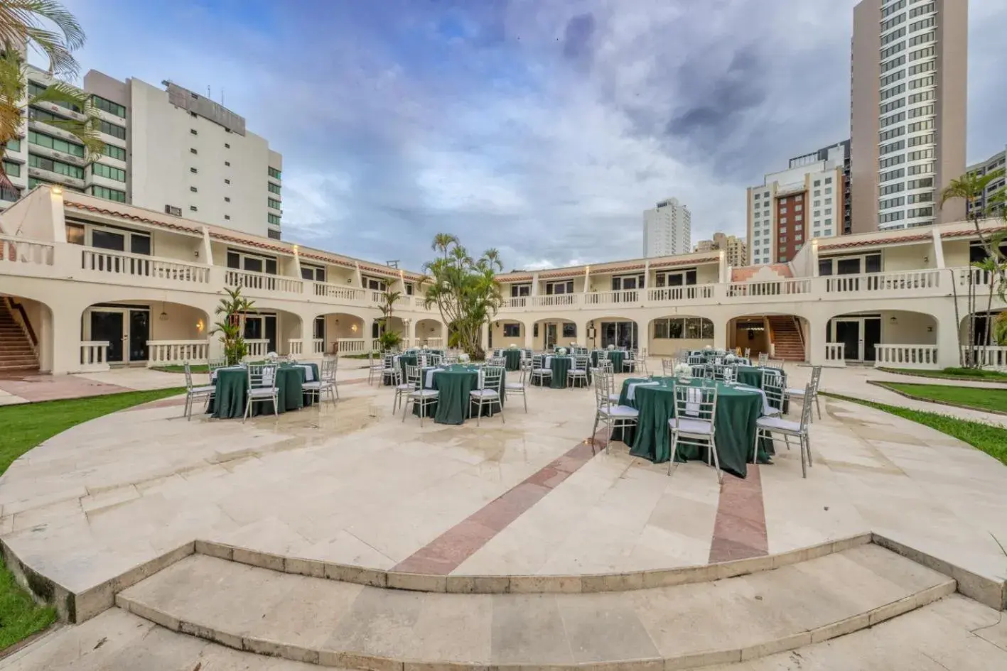 Property building in Hotel El Panama by Faranda Grand, a member of Radisson Individuals Property building in Hotel El Panama by Faranda Grand, a member of Radisson Individuals