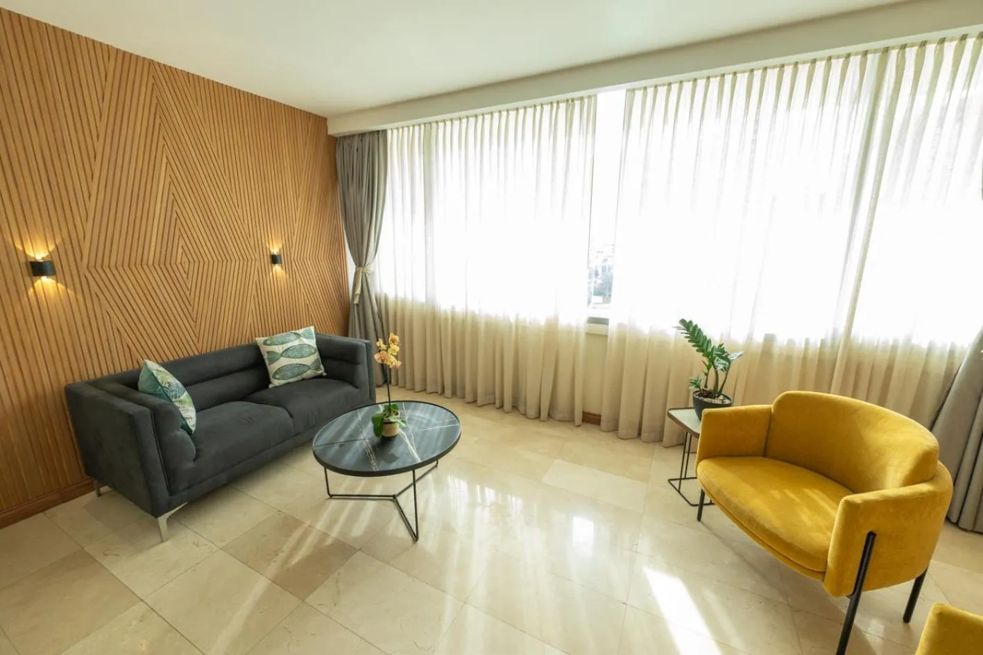 Living room in Hotel El Panama by Faranda Grand, a member of Radisson Individuals