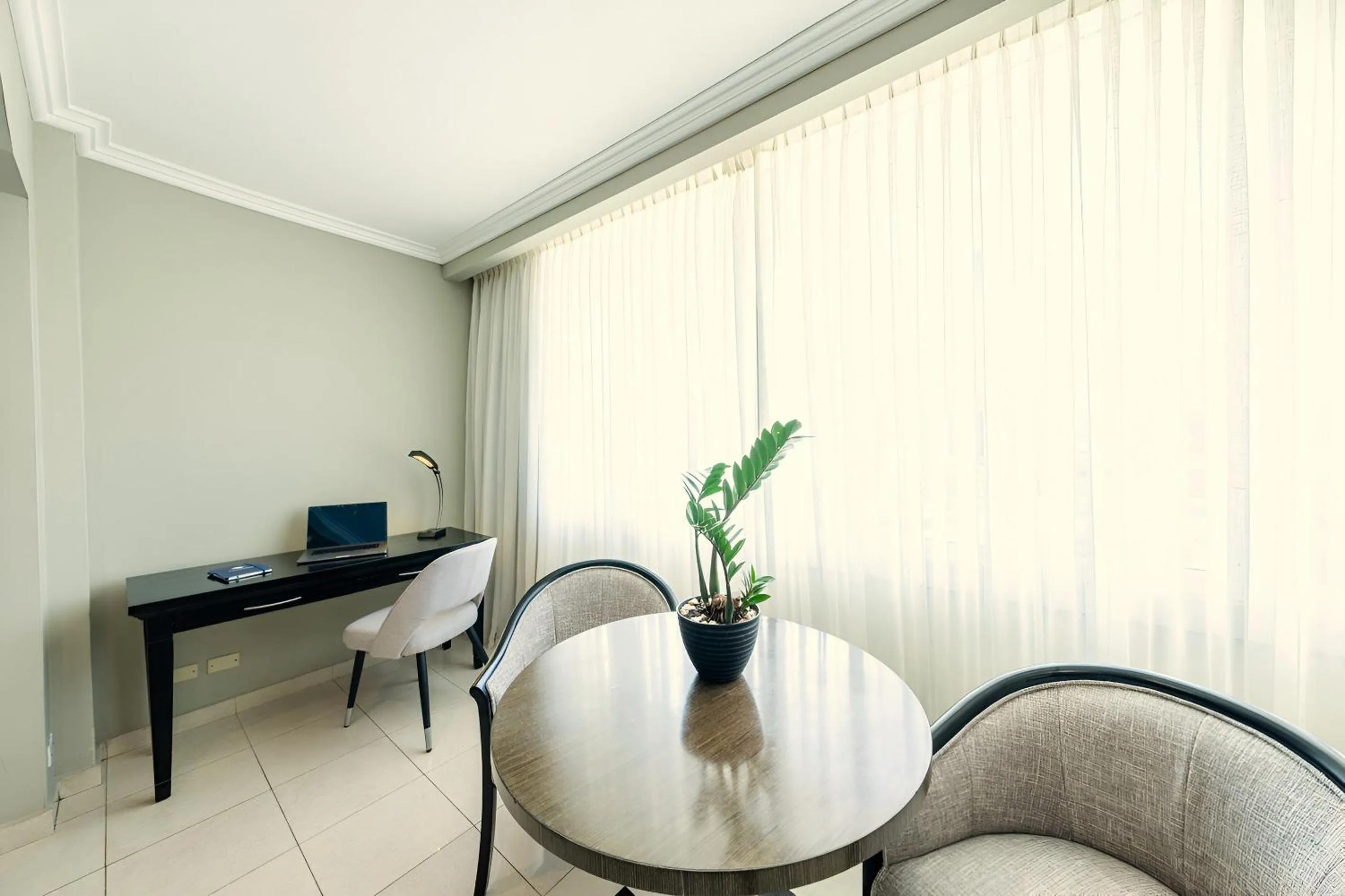 Seating area in Hotel El Panama by Faranda Grand, a member of Radisson Individuals
