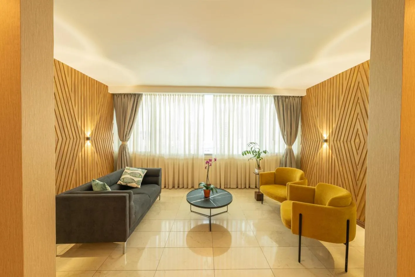 Seating area in Hotel El Panama by Faranda Grand, a member of Radisson Individuals