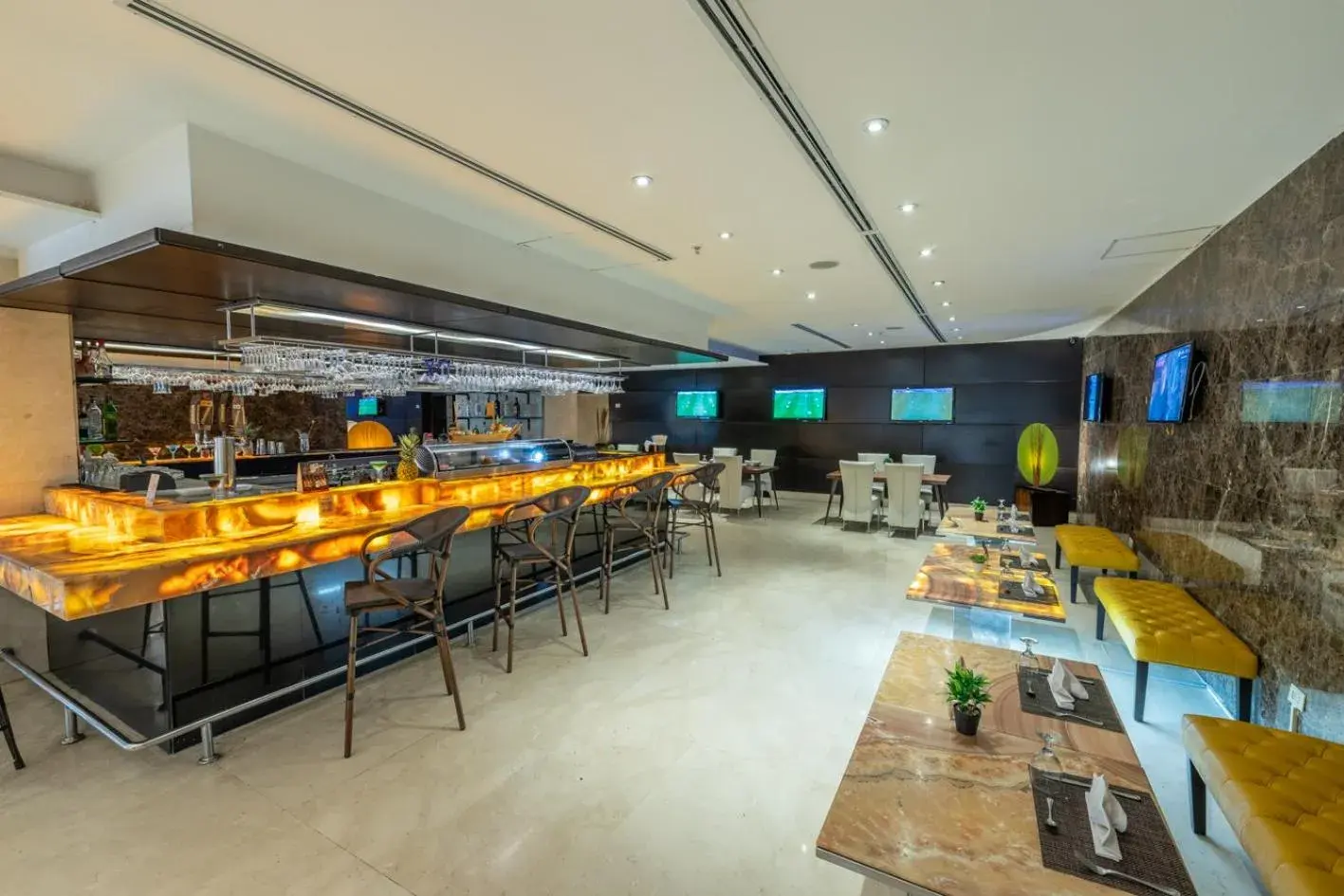 Restaurant/places to eat in Hotel El Panama by Faranda Grand, a member of Radisson Individuals Restaurant/places to eat in Hotel El Panama by Faranda Grand, a member of Radisson Individuals