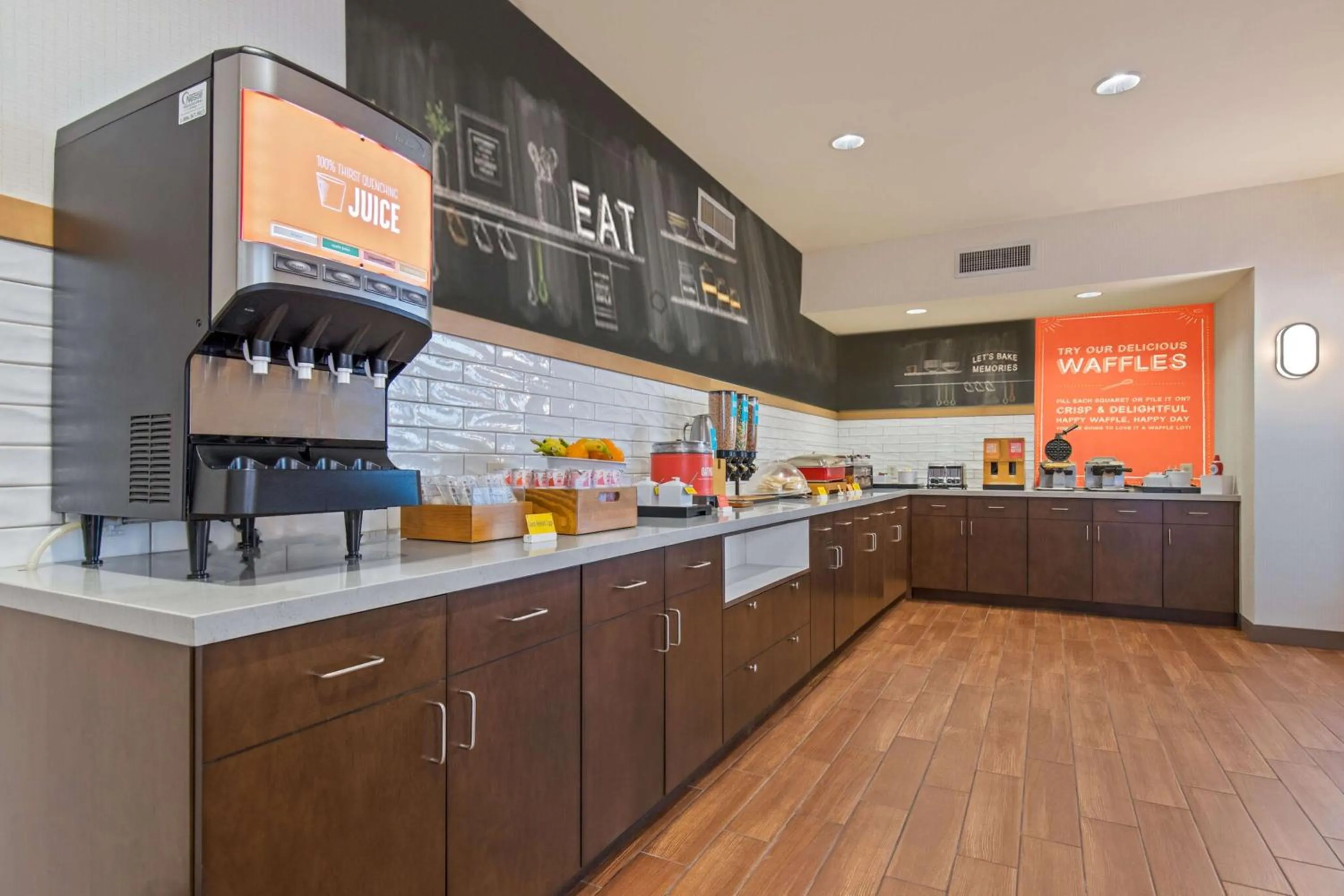 Breakfast in Hampton Inn & Suites Greeley