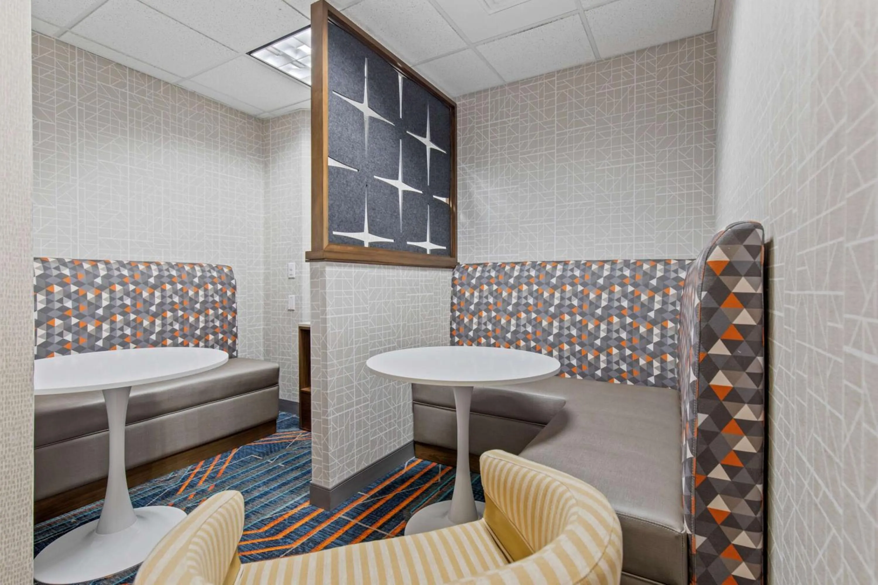 Business facilities in Hampton Inn & Suites Greeley