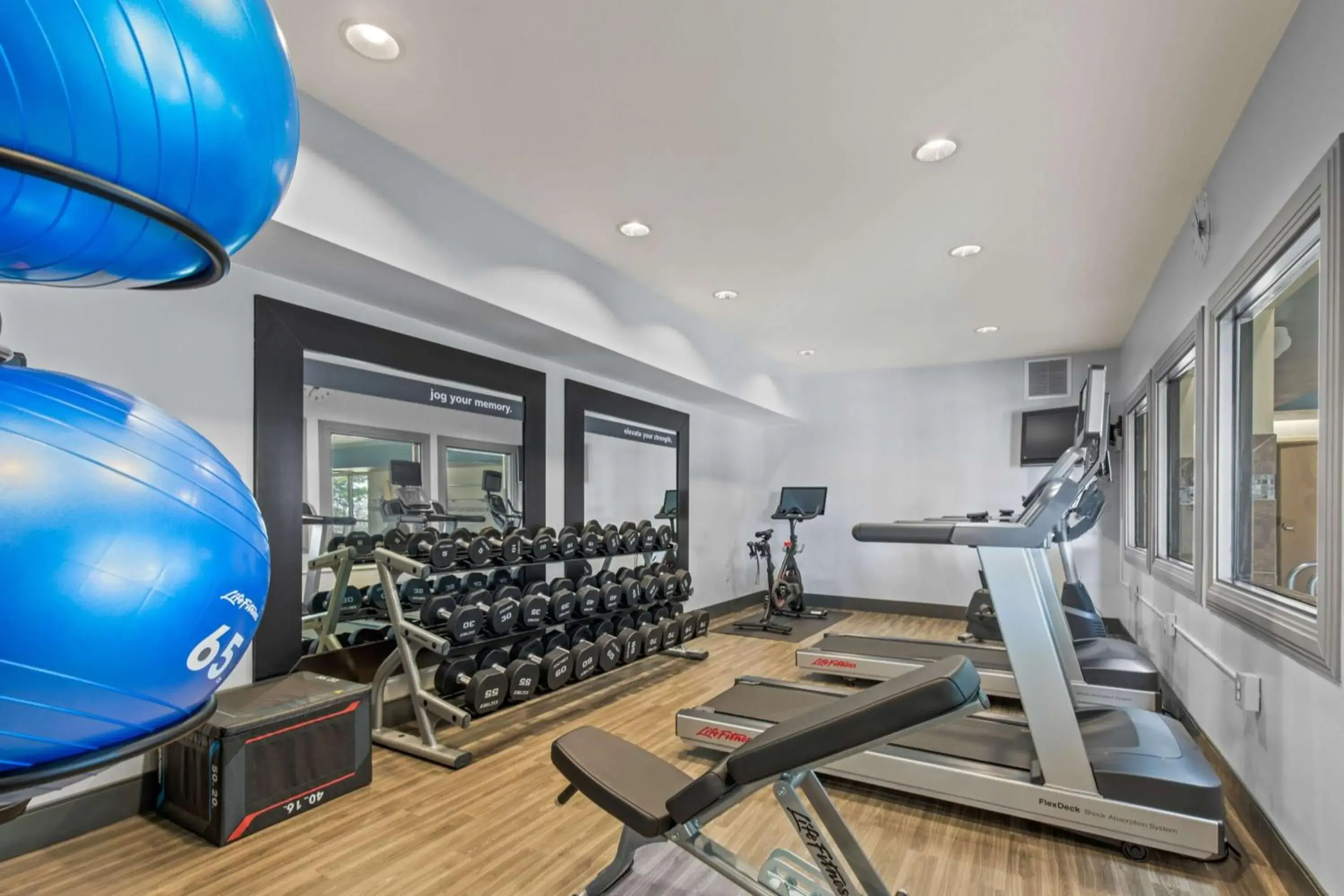 Fitness centre/facilities in Hampton Inn & Suites Greeley Fitness centre/facilities in Hampton Inn & Suites Greeley