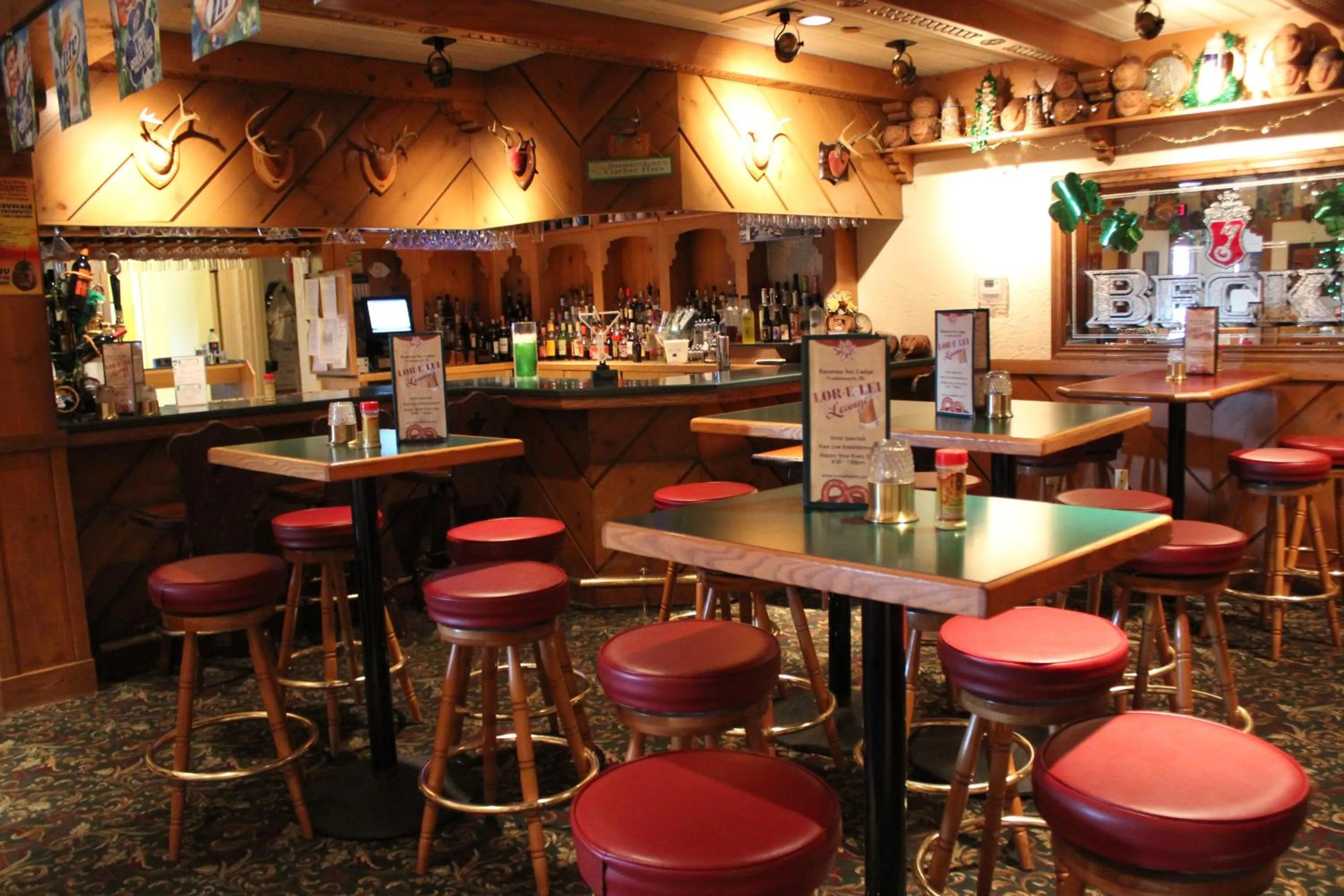 Restaurant/places to eat in Bavarian Inn Lodge