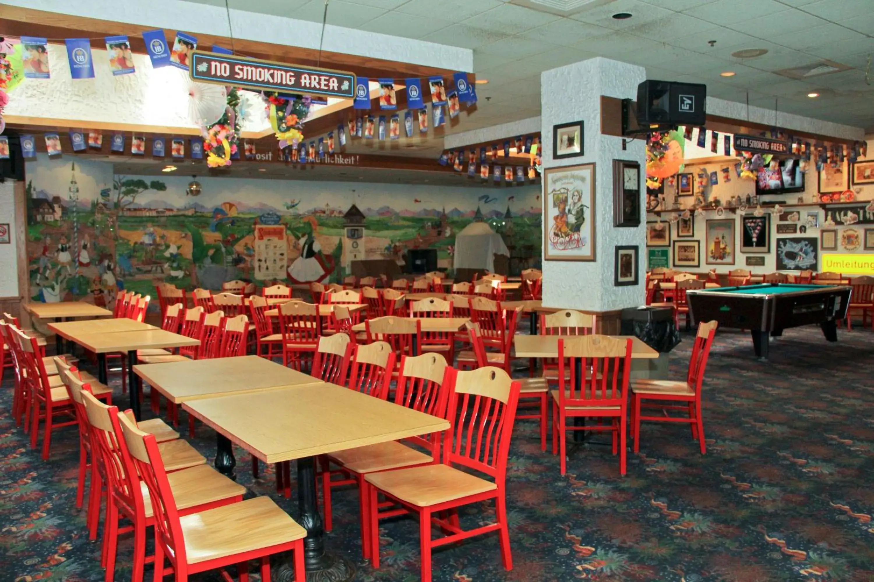 Restaurant/places to eat in Bavarian Inn Lodge Restaurant/places to eat in Bavarian Inn Lodge