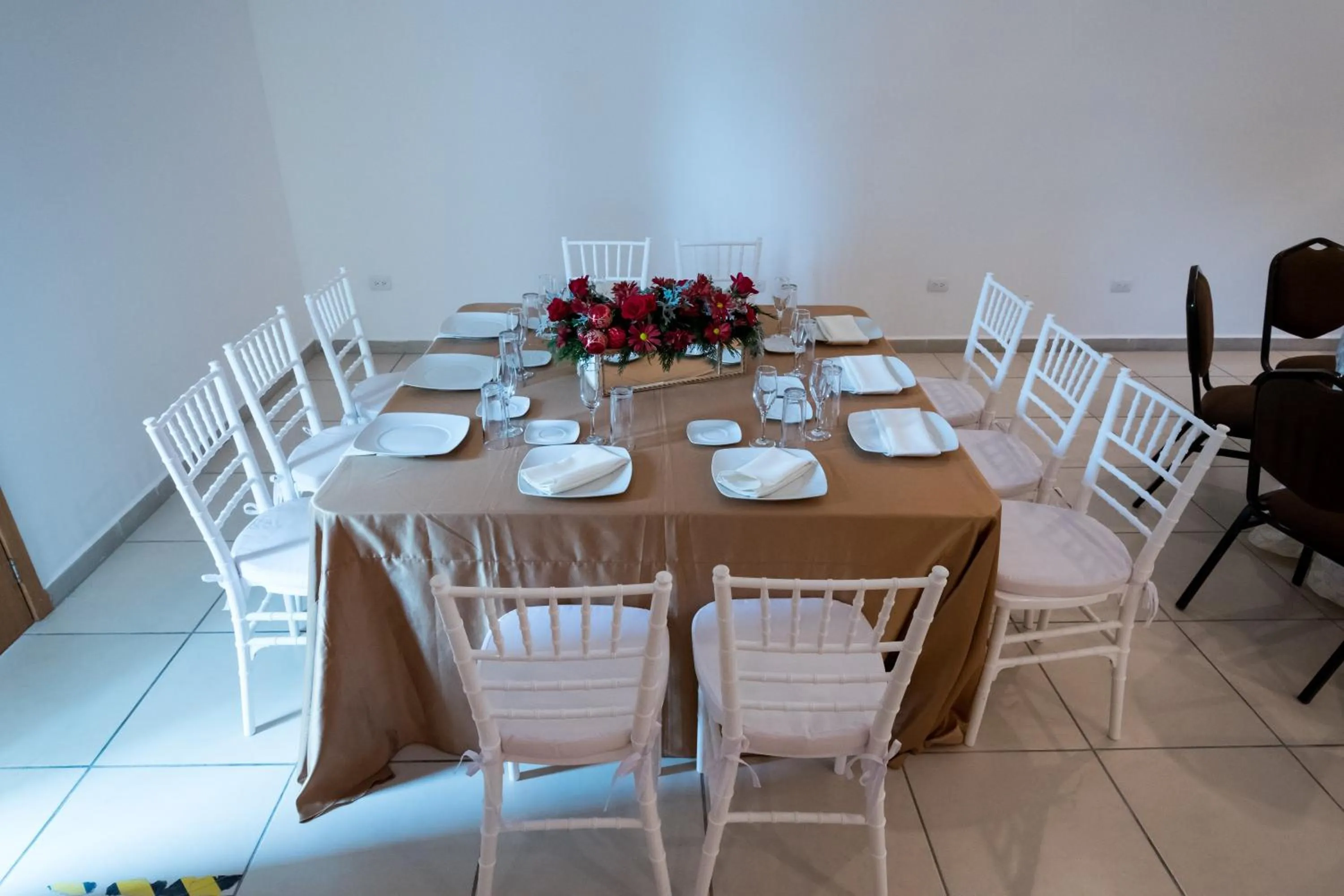 Meeting/conference room, Restaurant/Places to Eat in Holiday Inn Express Paraiso - Dos Bocas