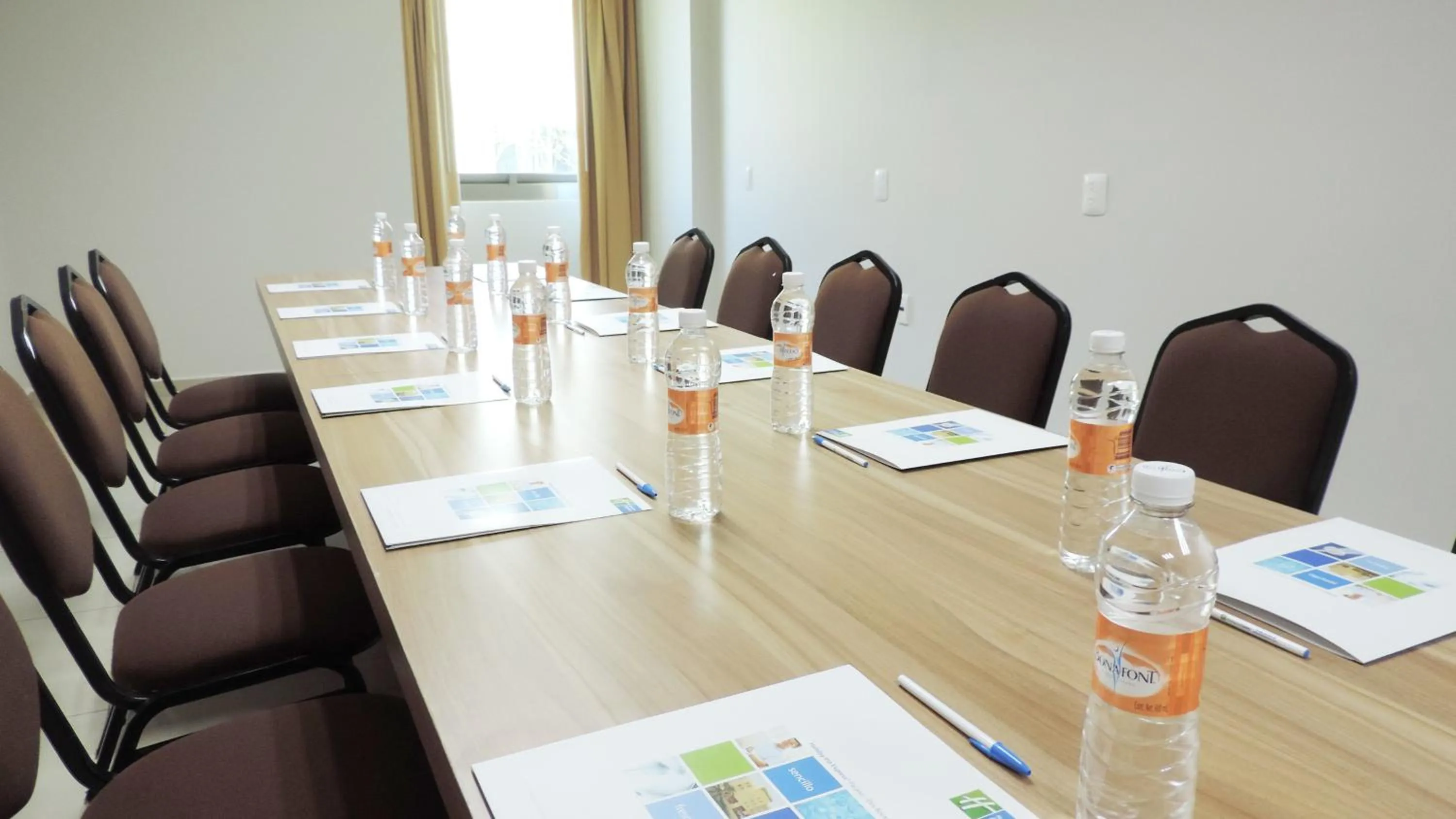 Meeting/conference room in Holiday Inn Express Paraiso - Dos Bocas