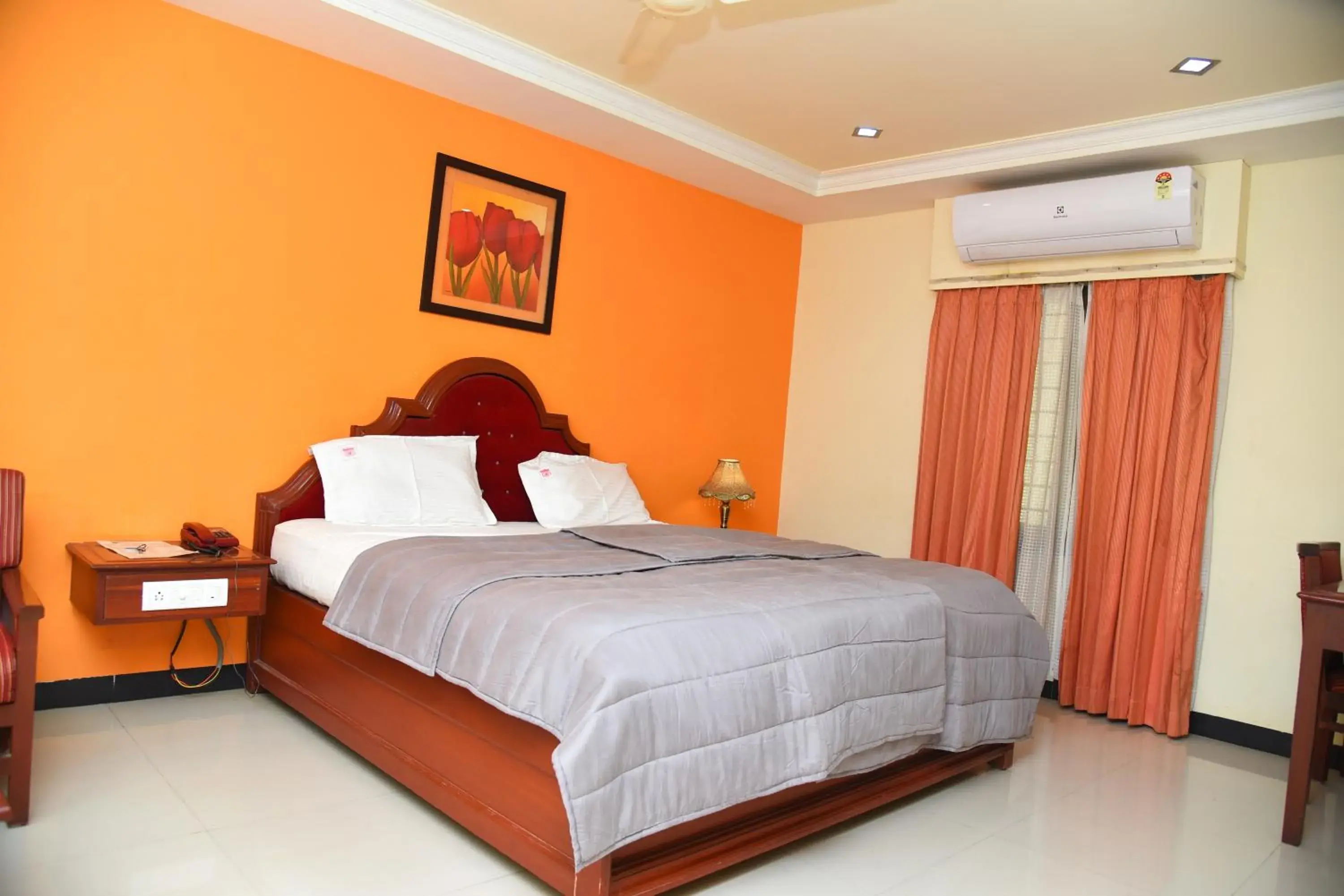 Bed in Hotel Subhalakshmi Palace Bed in Hotel Subhalakshmi Palace