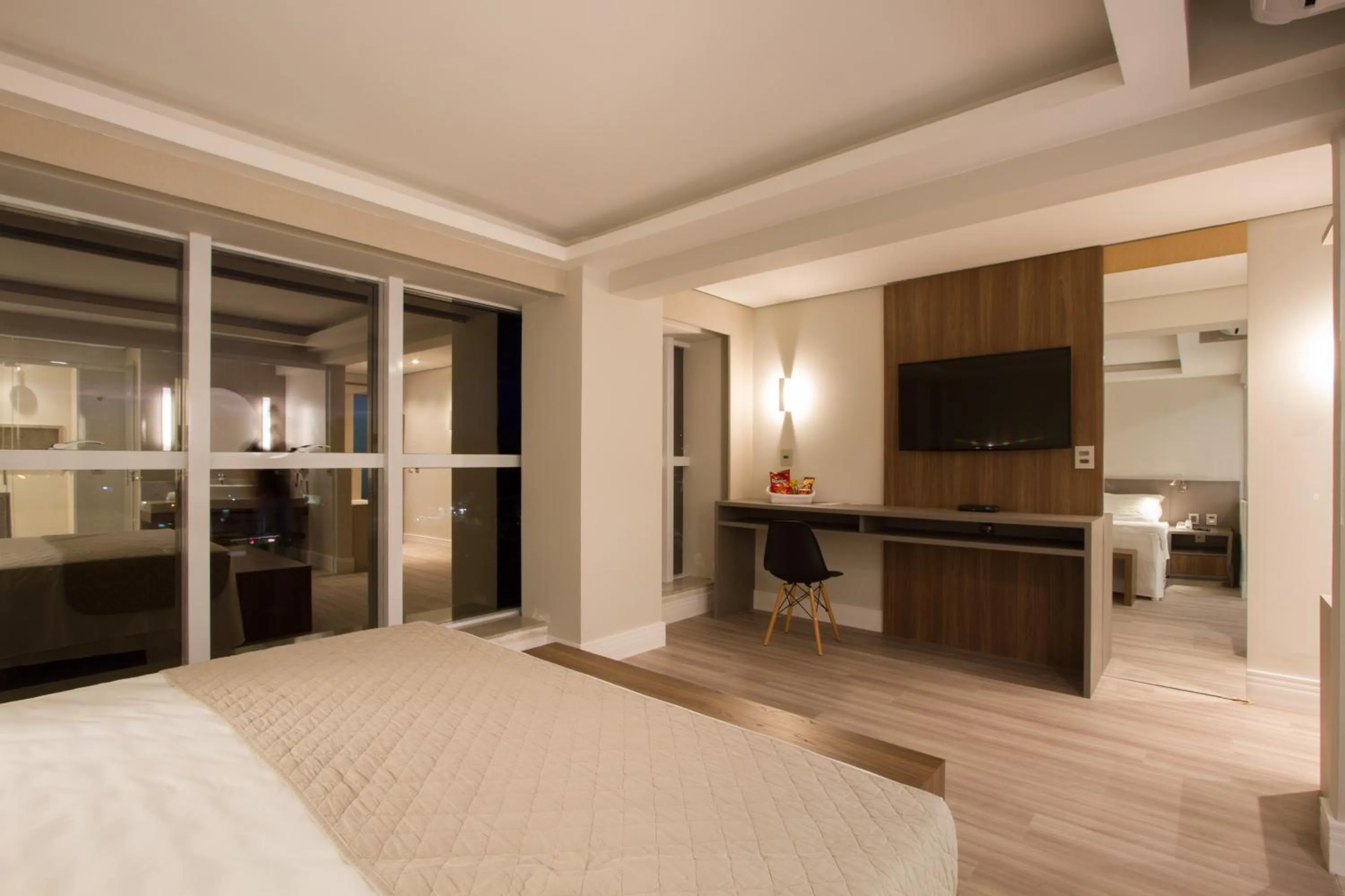 Bedroom, Bed in Le CanarD Joinville