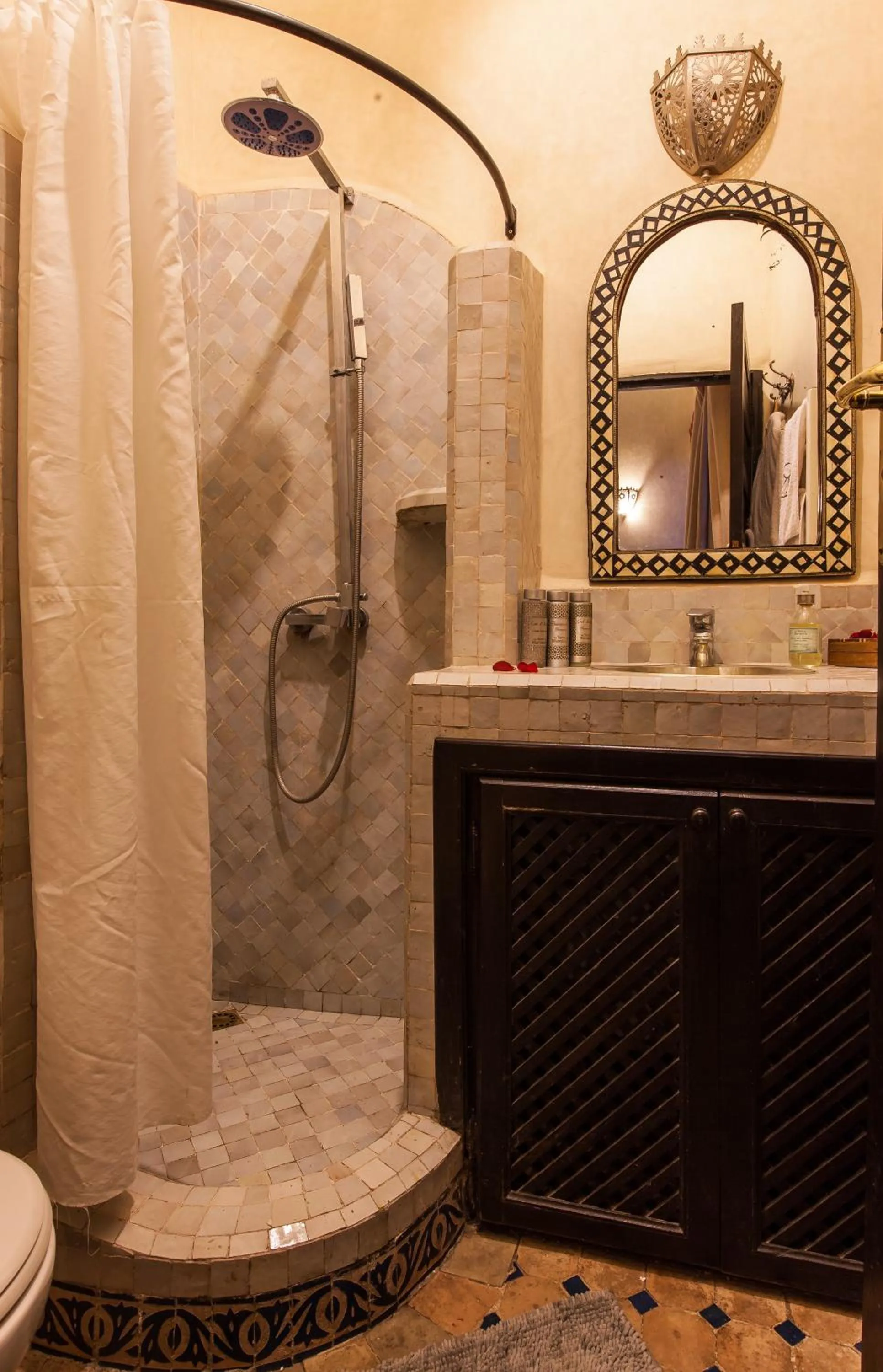 Bathroom in Riad Shemsi