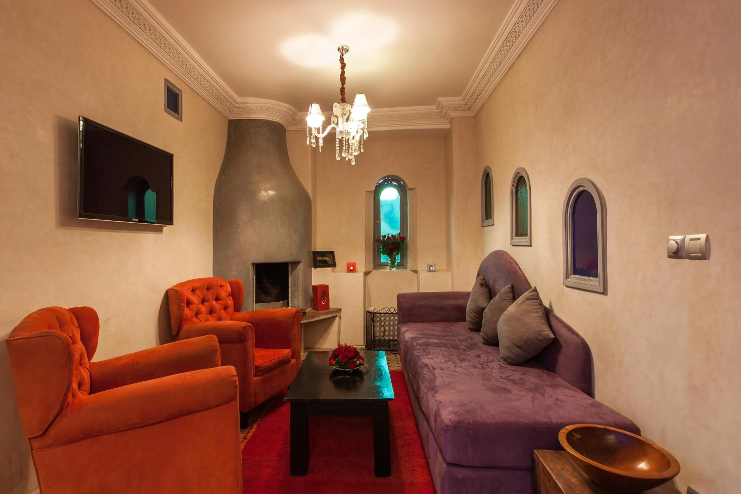 Communal lounge/ TV room in Riad Shemsi