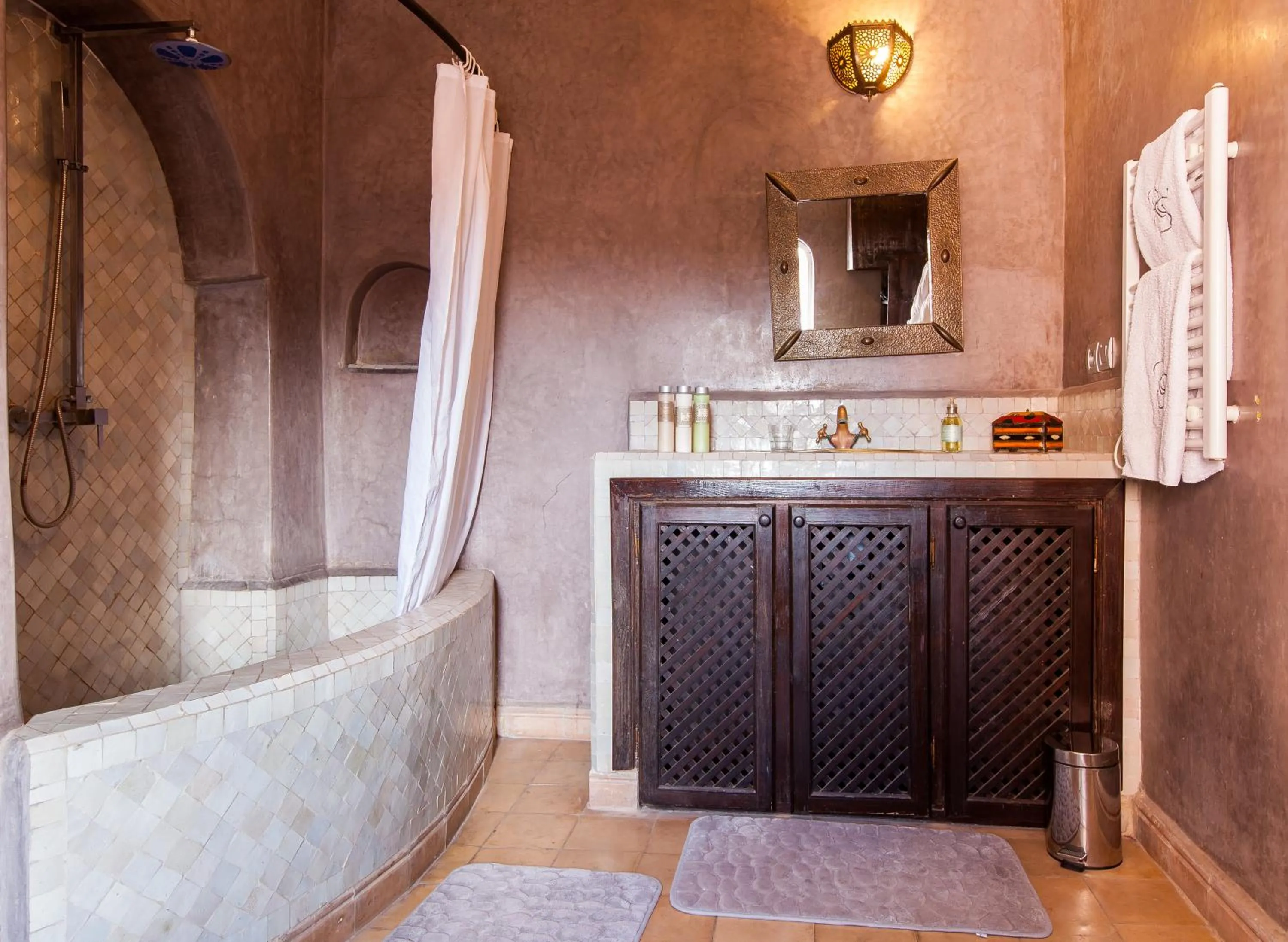 Bathroom in Riad Shemsi