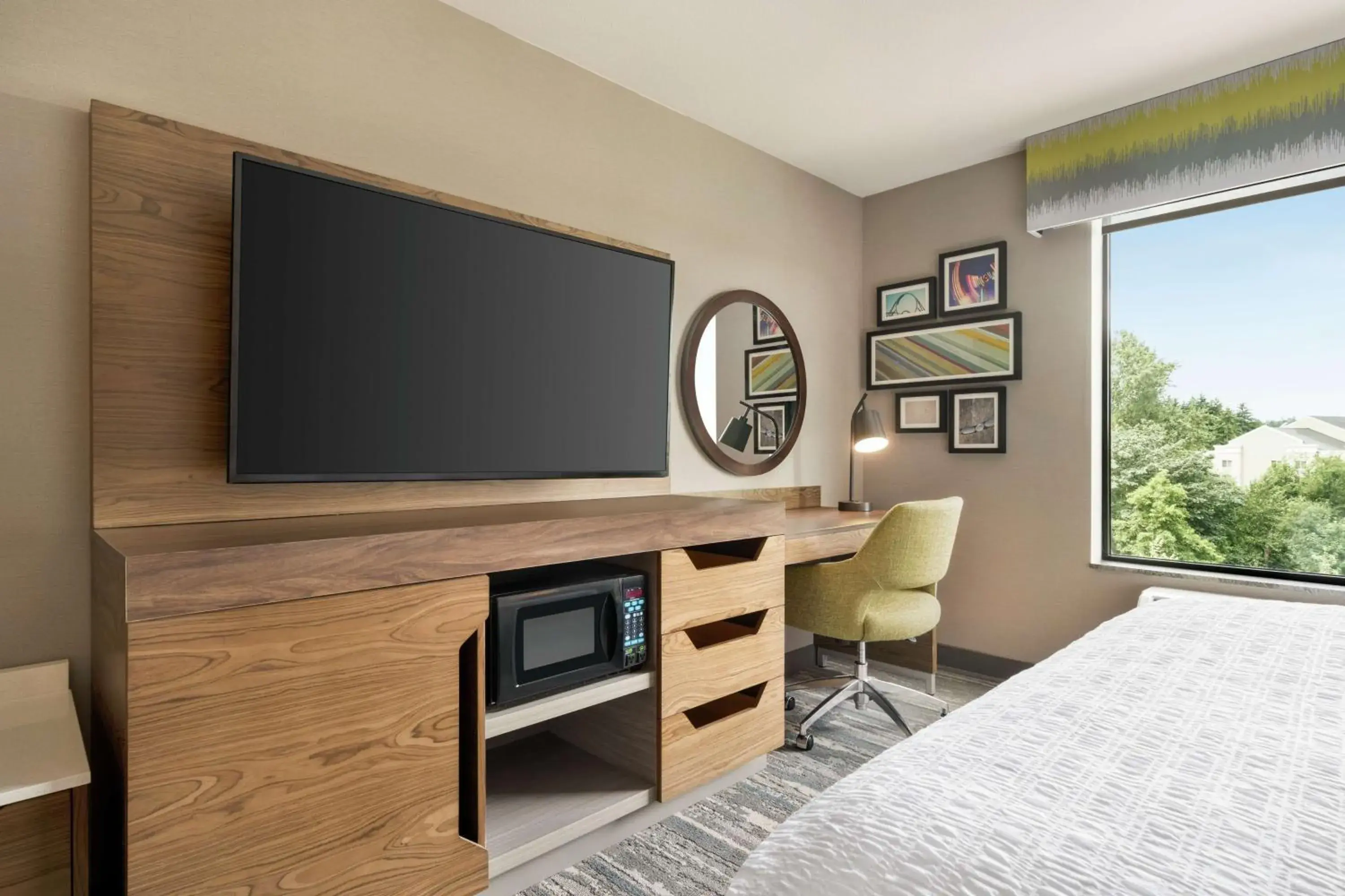 Bedroom, Bed in Hampton Inn & Suites Tacoma/Puyallup Bedroom, Bed in Hampton Inn & Suites Tacoma/Puyallup