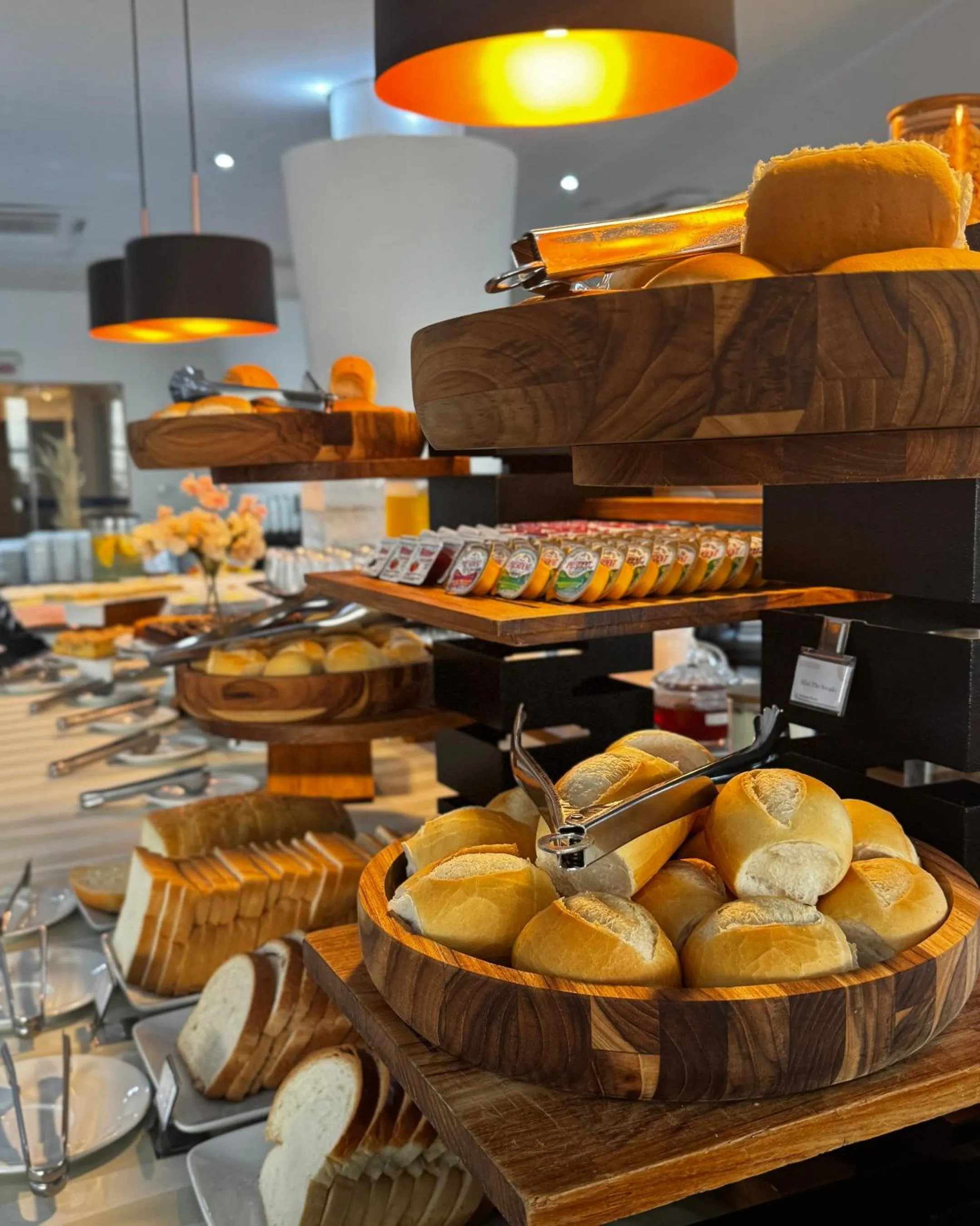 Breakfast in Favorita Golden Hotel e Eventos